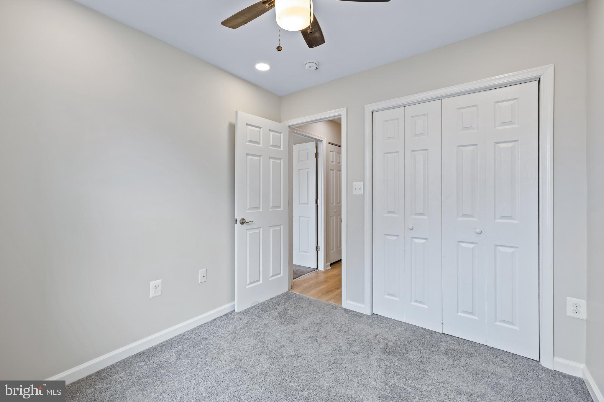 JOHNSTON SQUARE - Residential