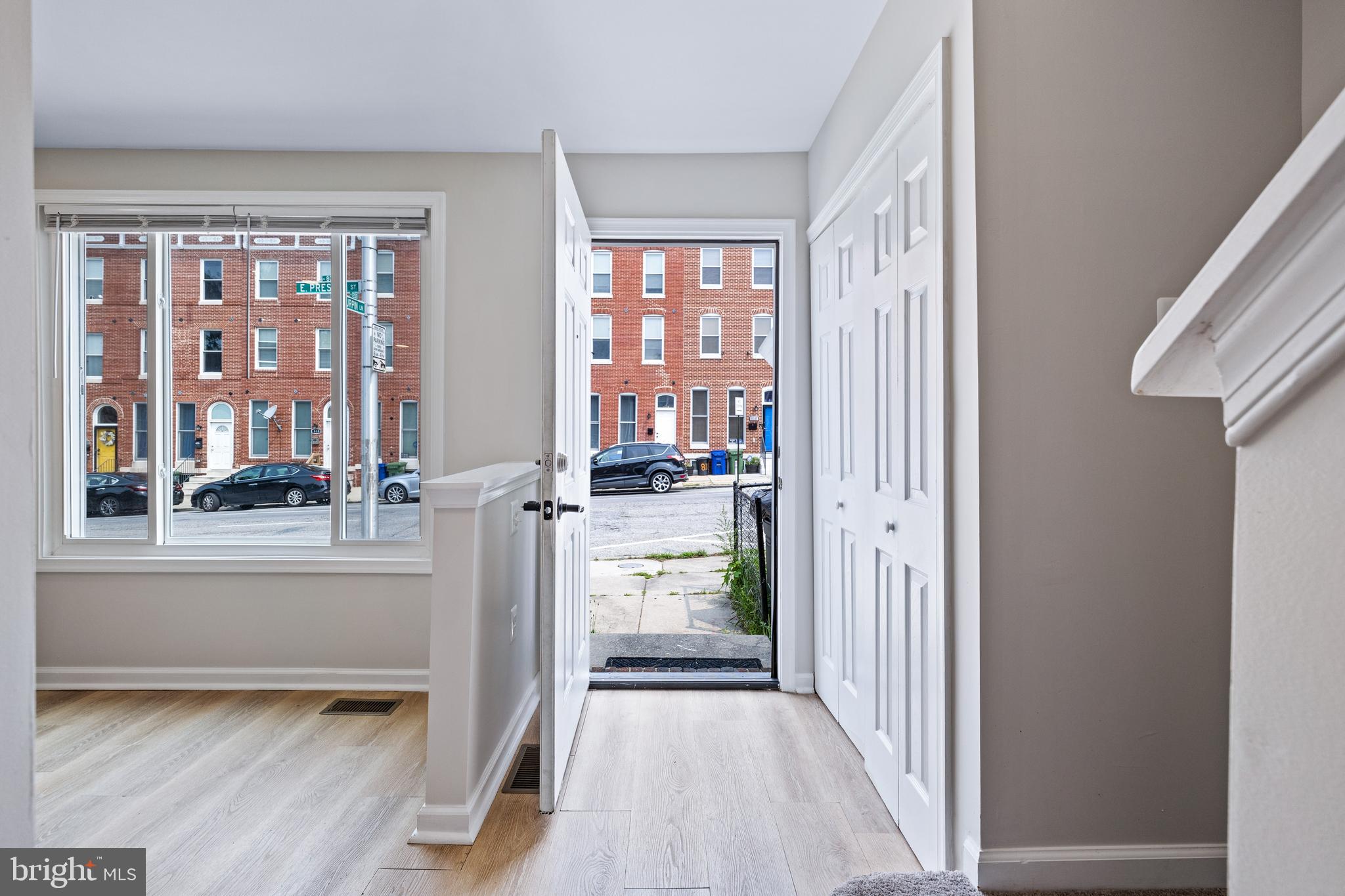 JOHNSTON SQUARE - Residential