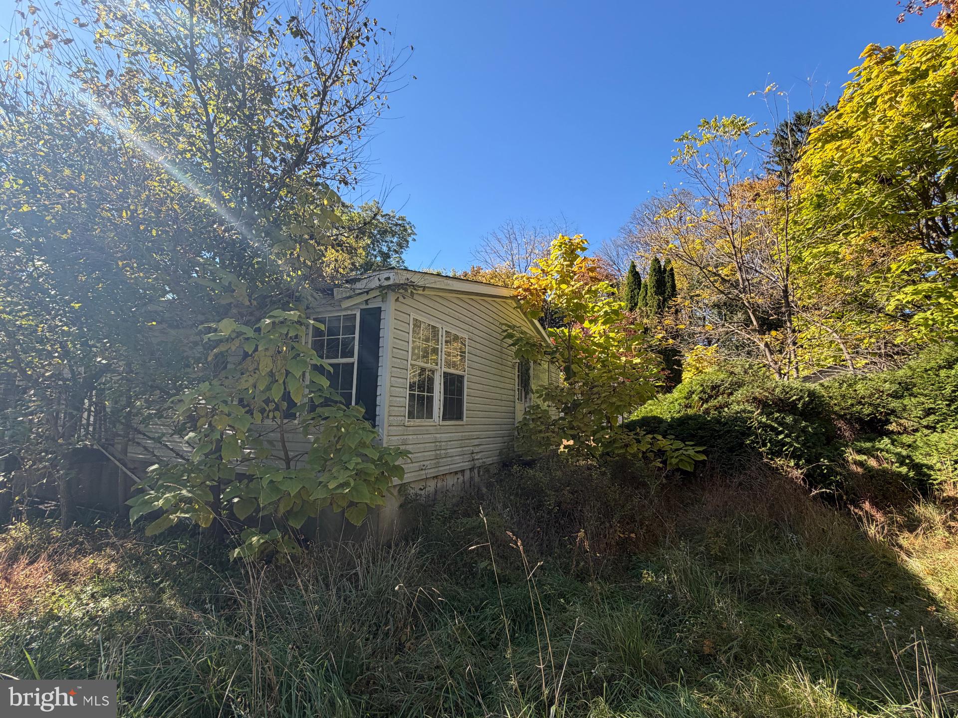 1208 HERBST AVENUE