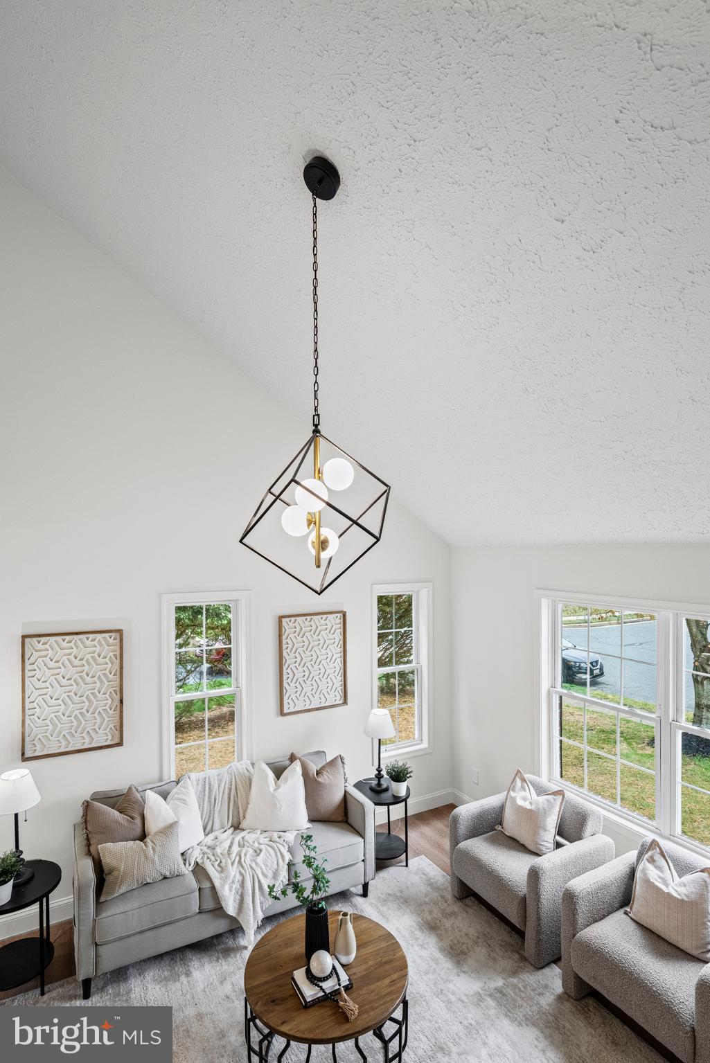 ROHE FARM - Residential