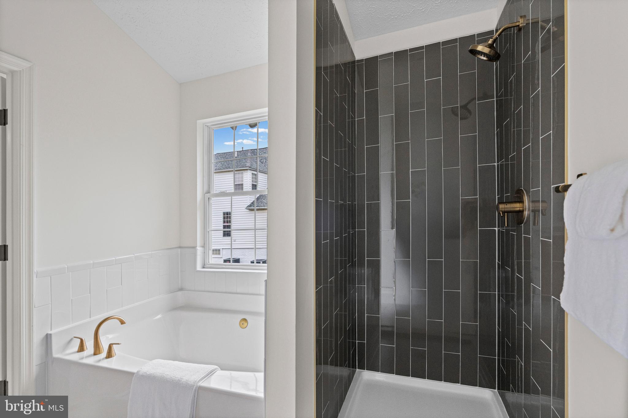 ROHE FARM - Residential