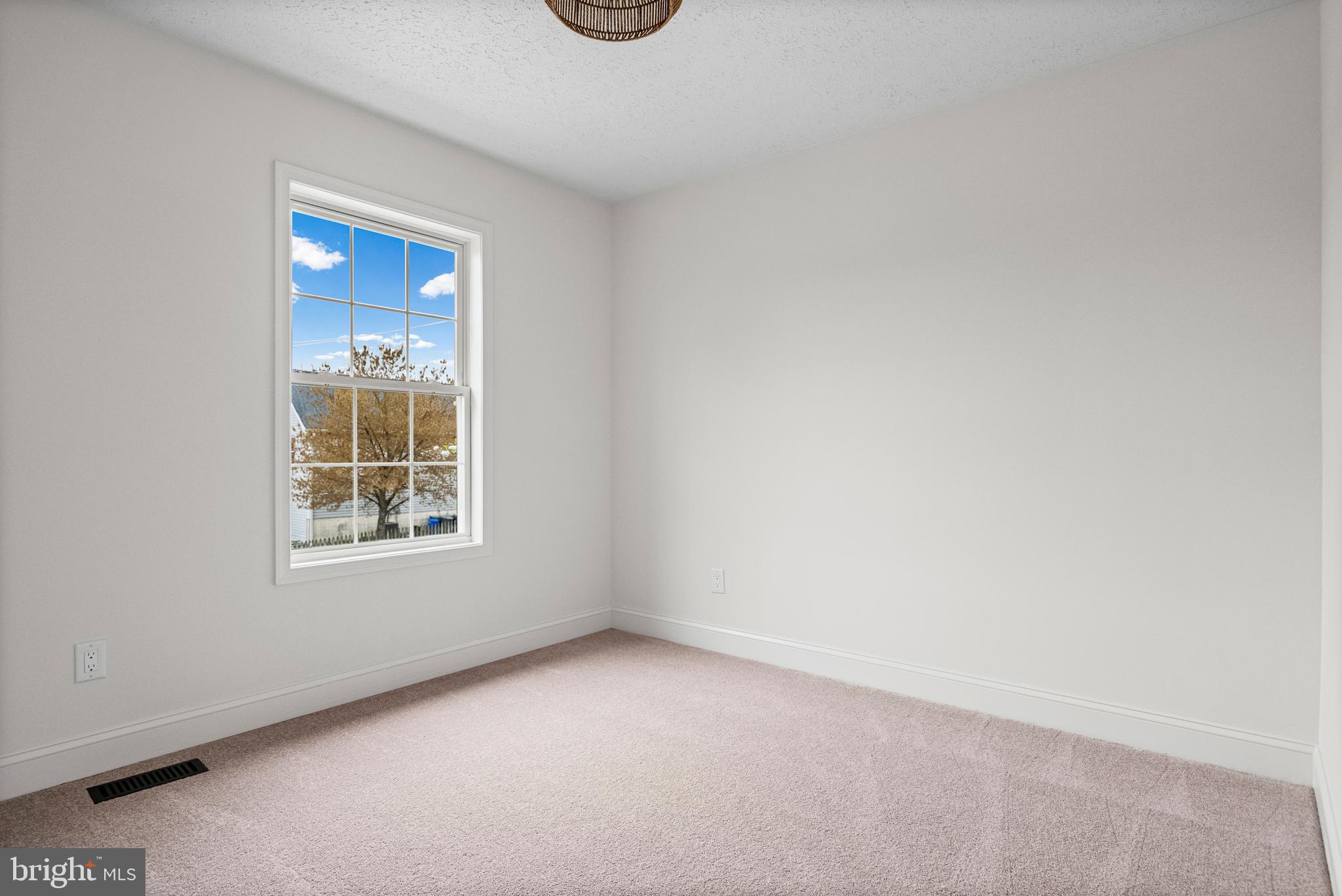 ROHE FARM - Residential