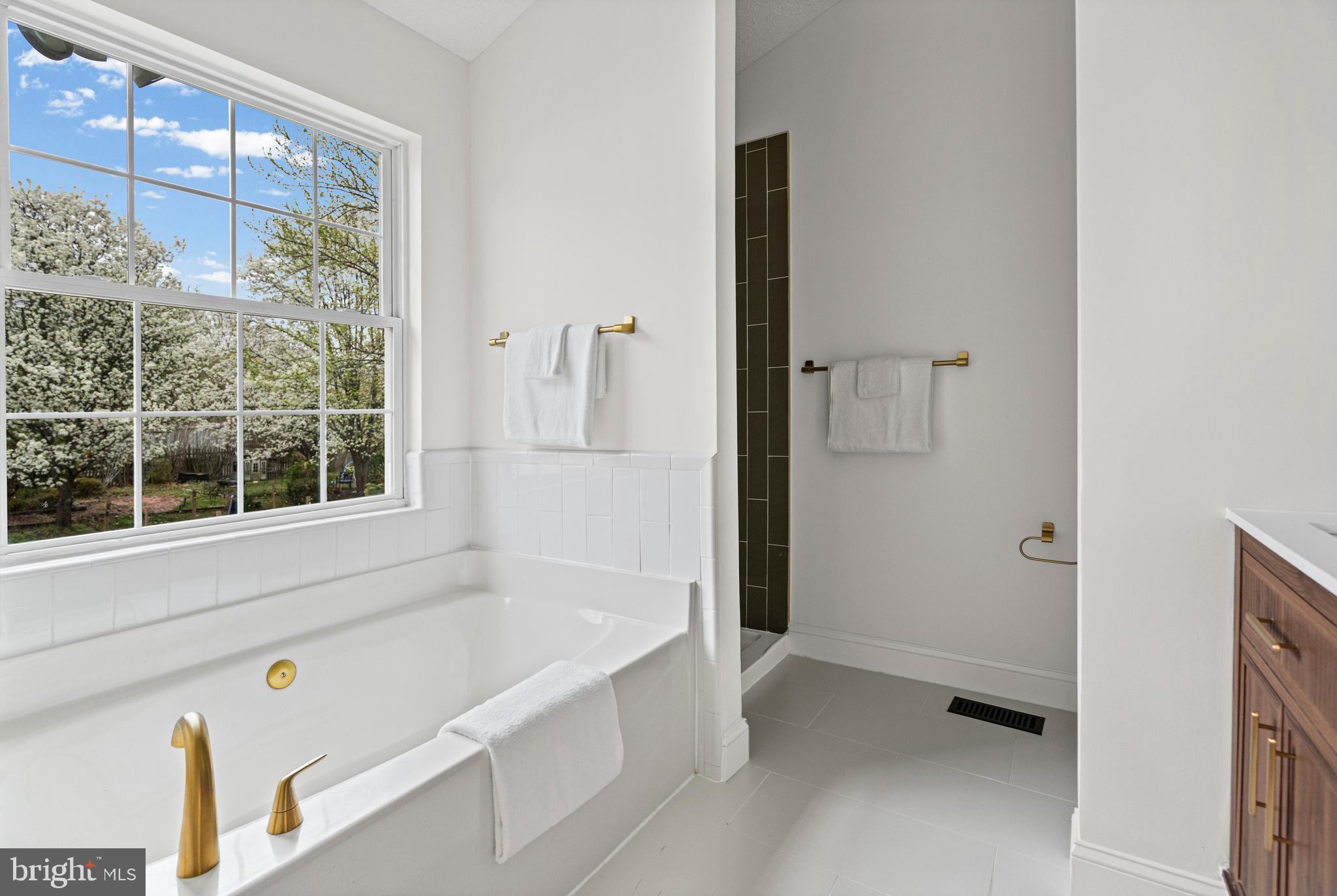 ROHE FARM - Residential