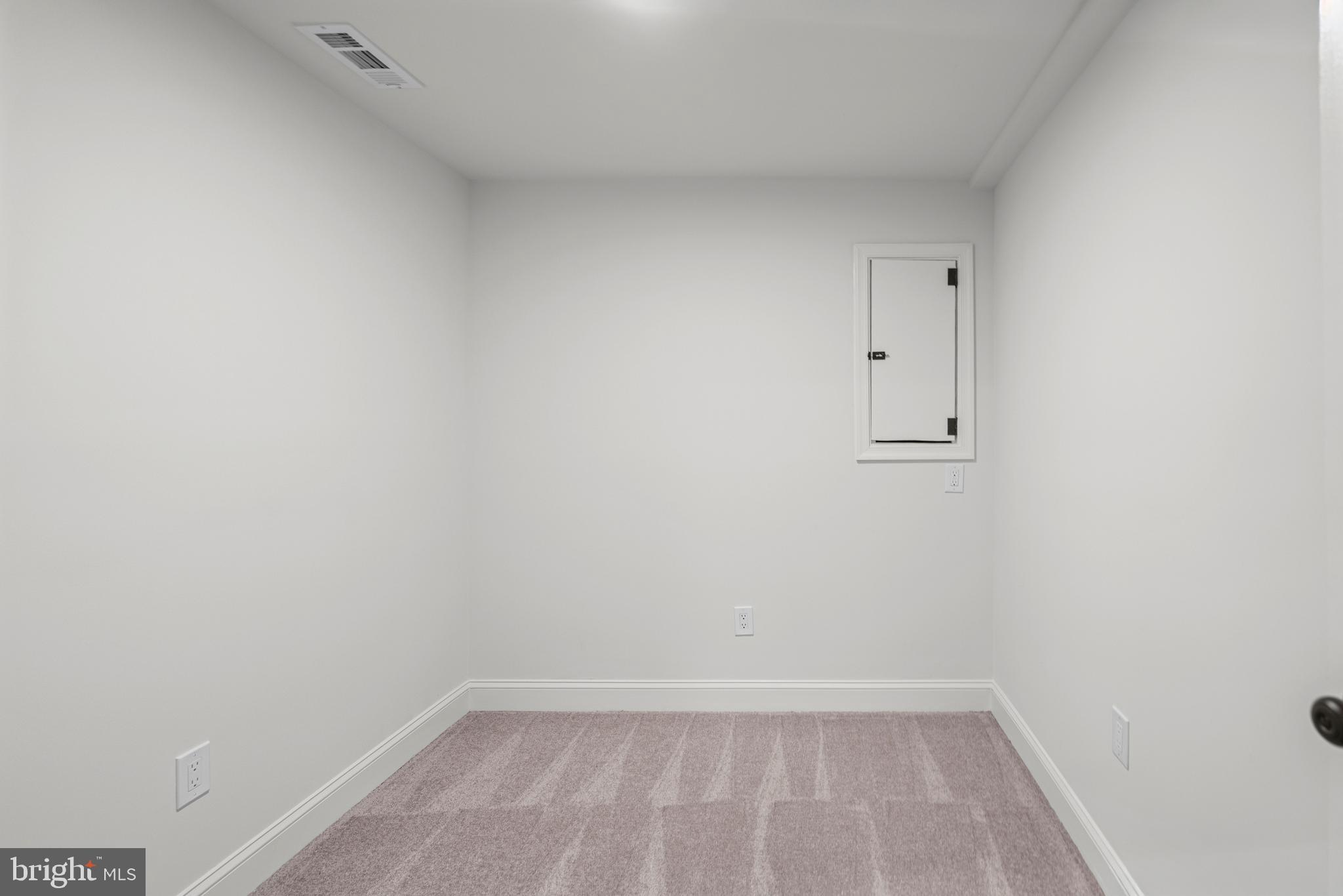 ROHE FARM - Residential