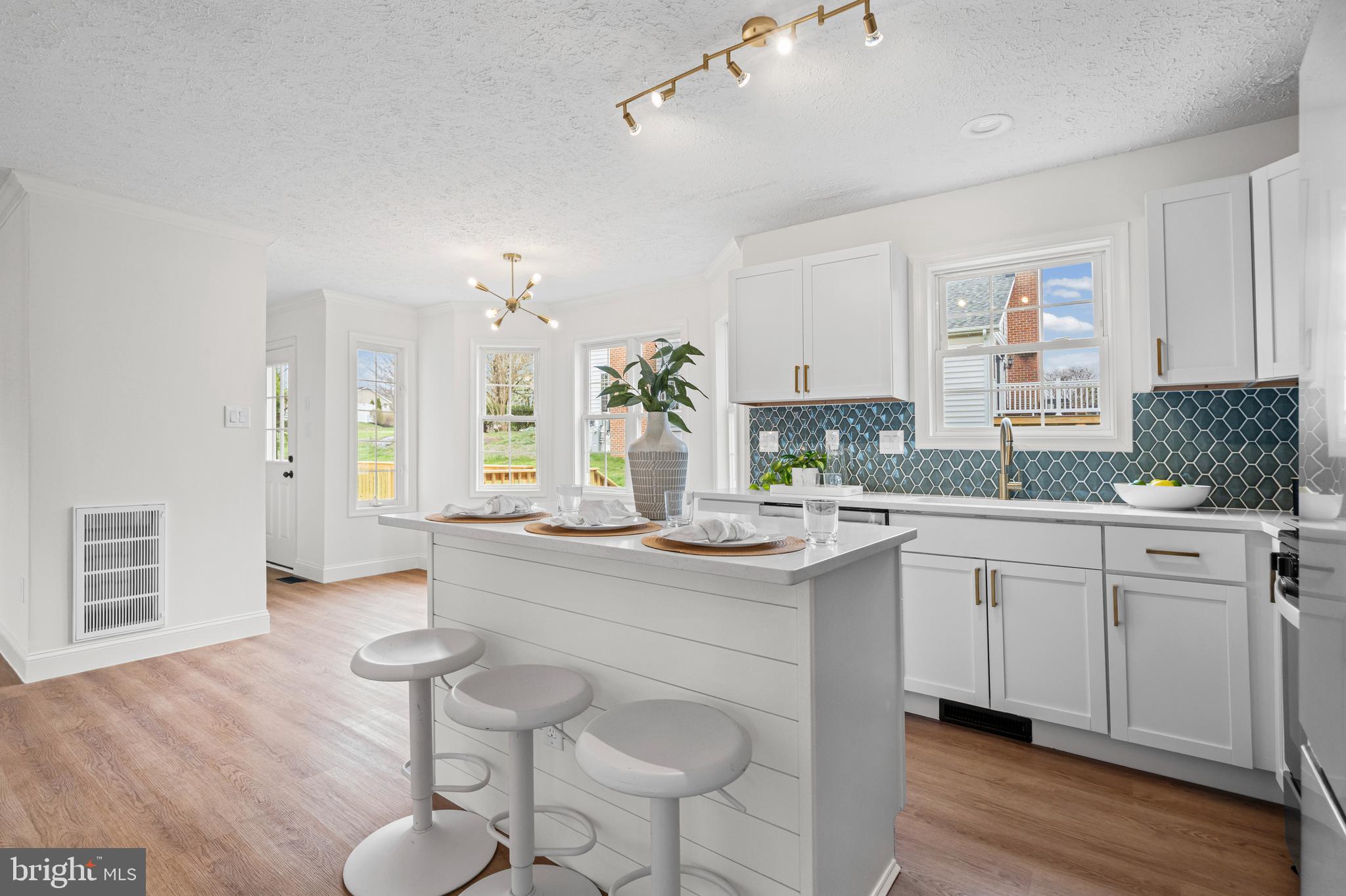 ROHE FARM - Residential