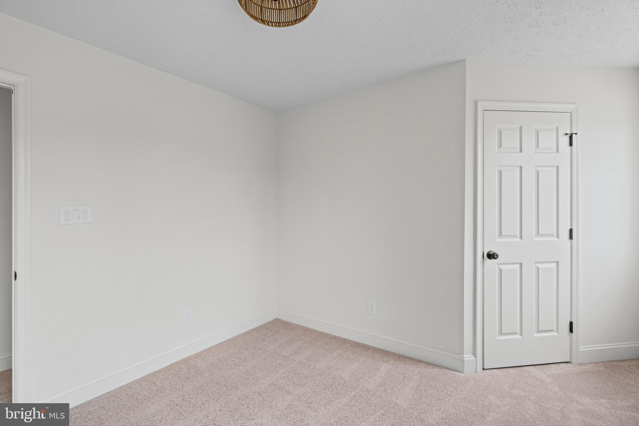 ROHE FARM - Residential