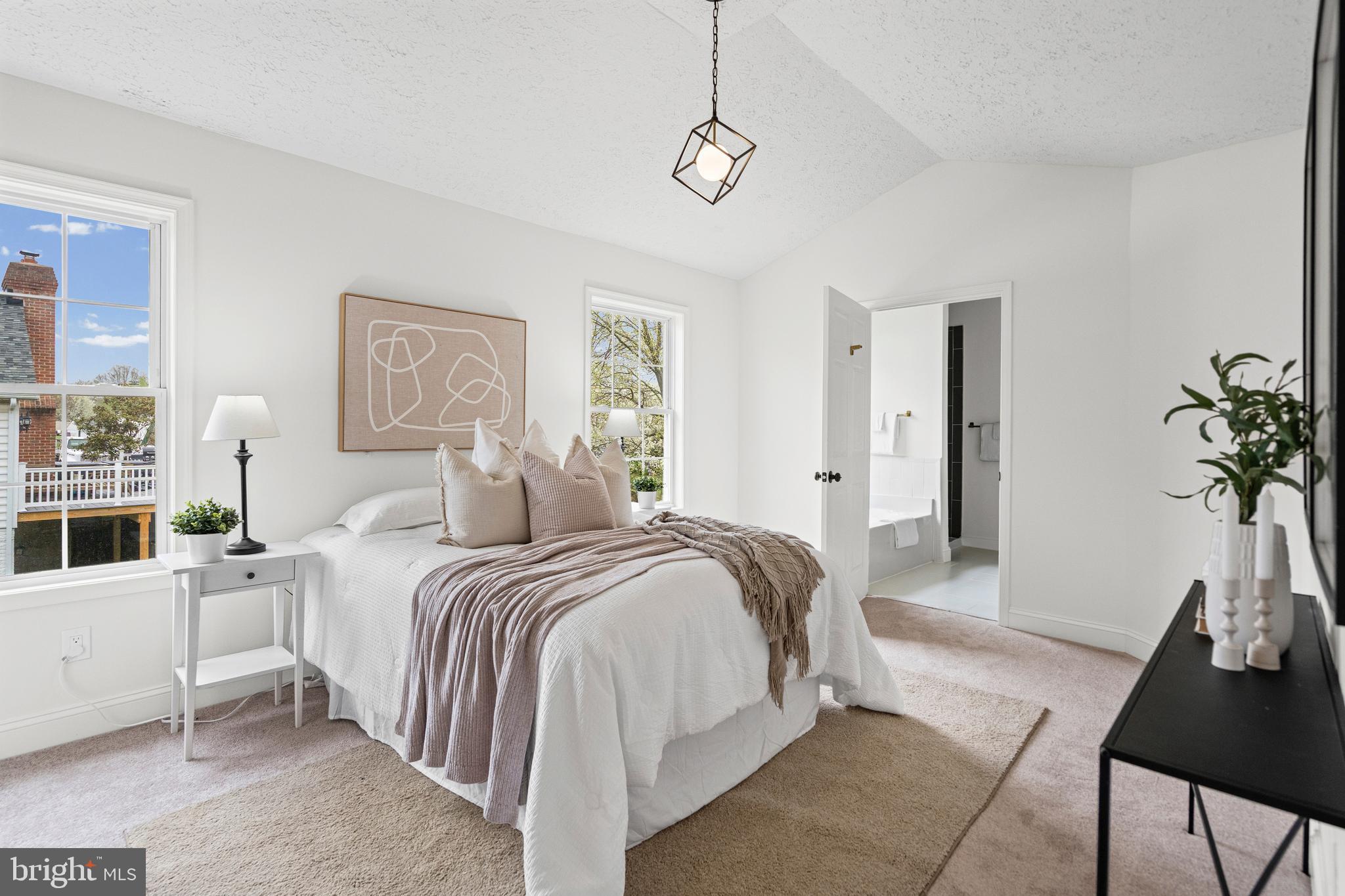 ROHE FARM - Residential