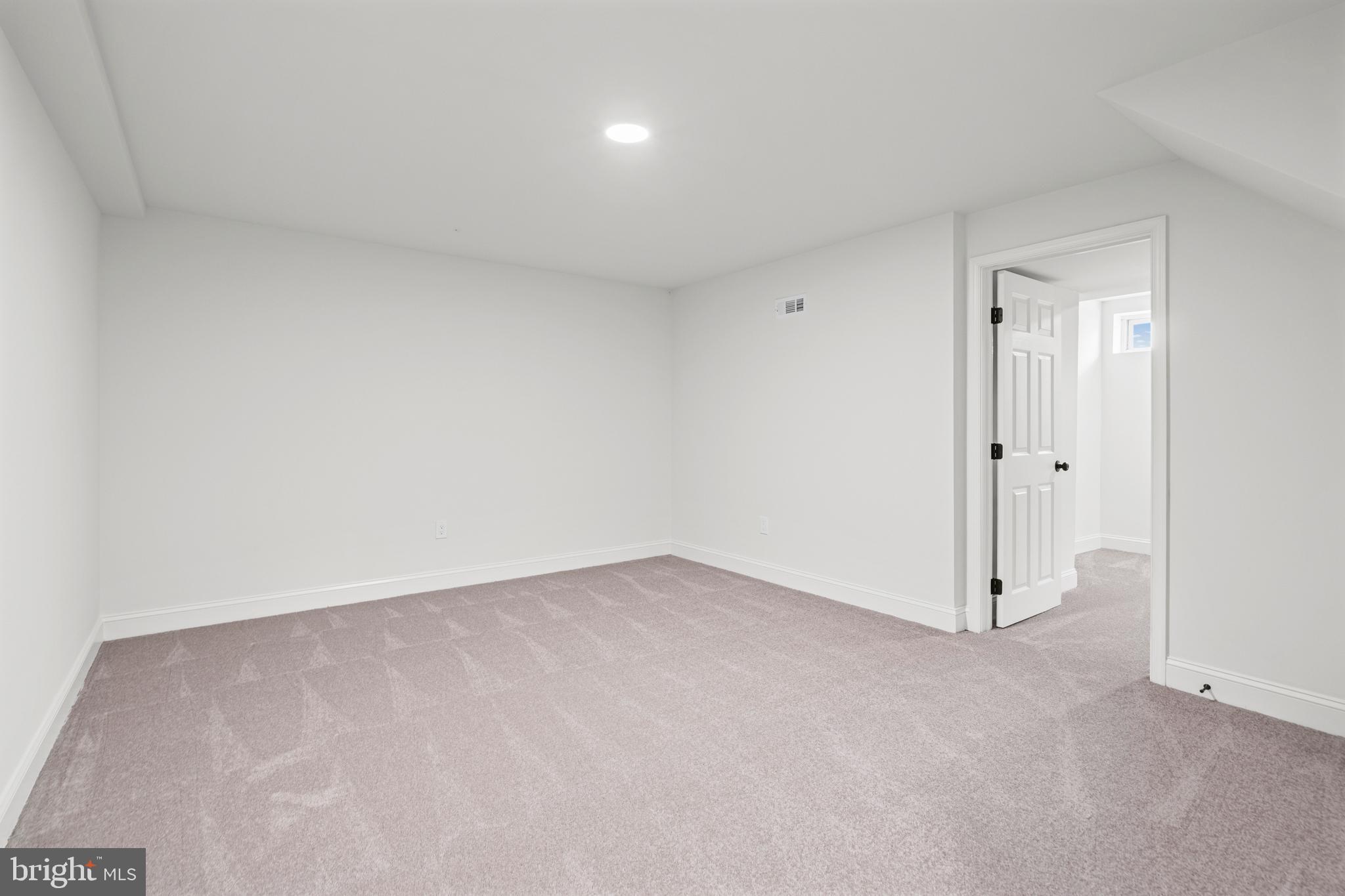 ROHE FARM - Residential