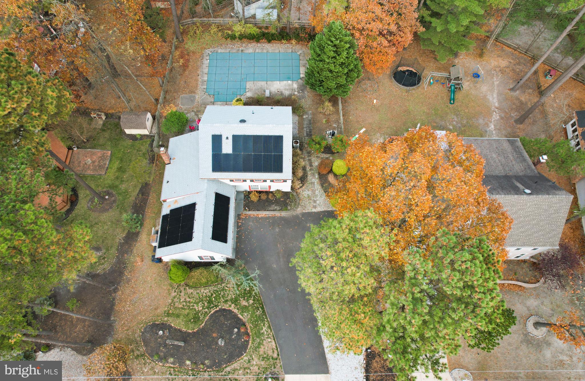 10 WILLIAM FEATHER DR