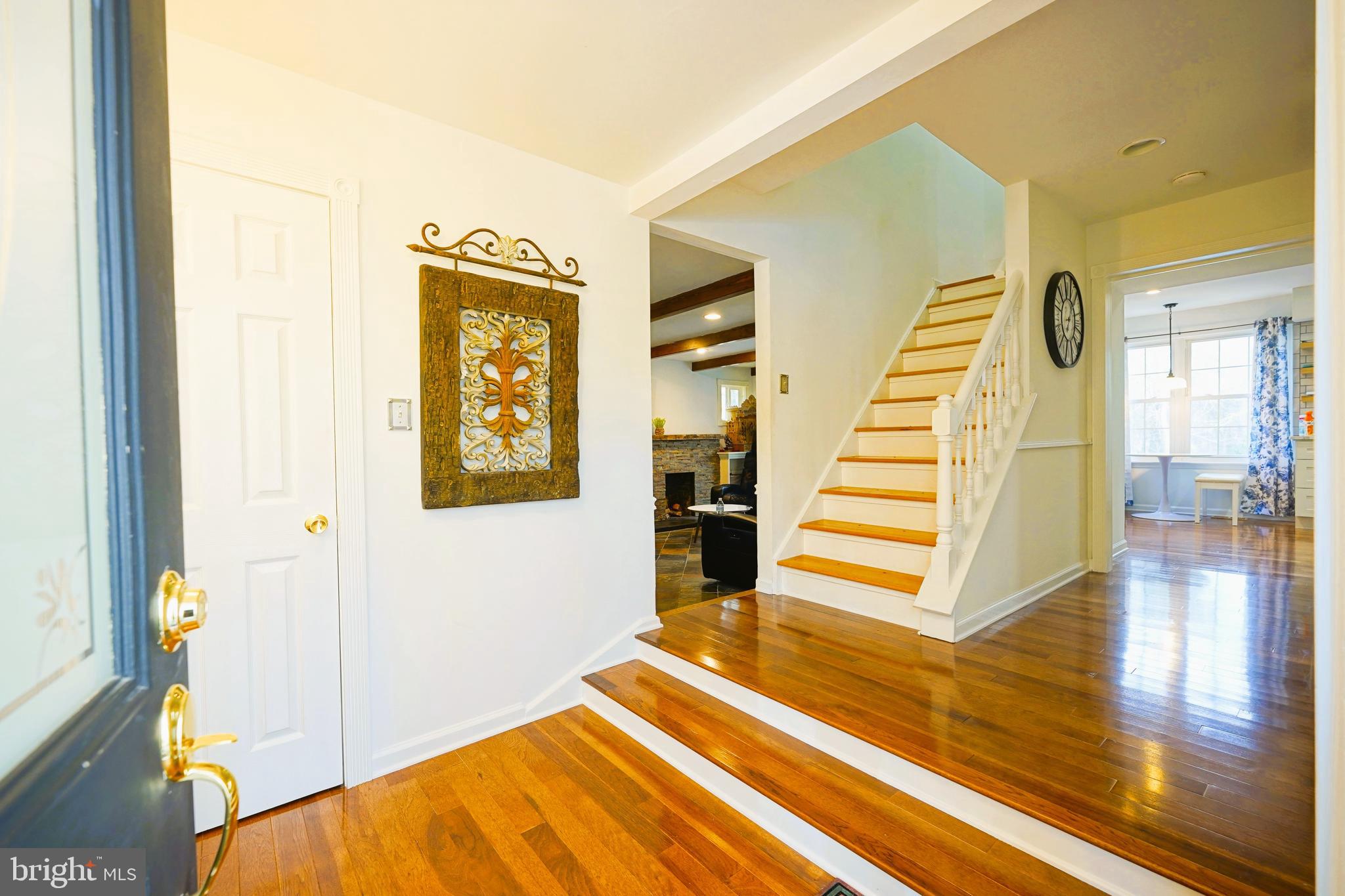 10 WILLIAM FEATHER DR