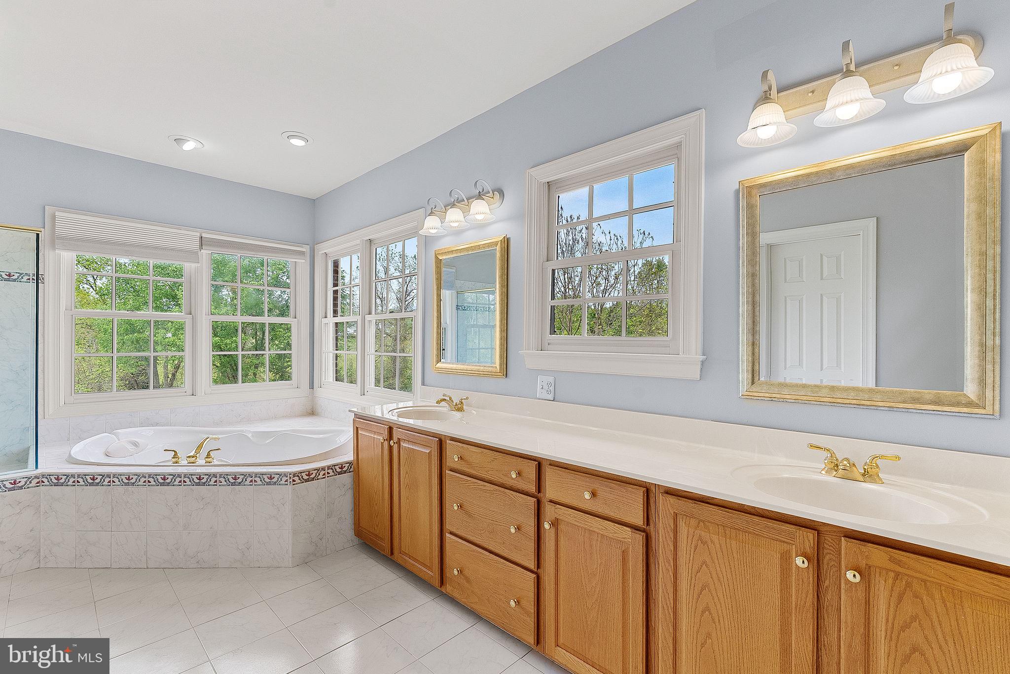 WOODBURN - Residential