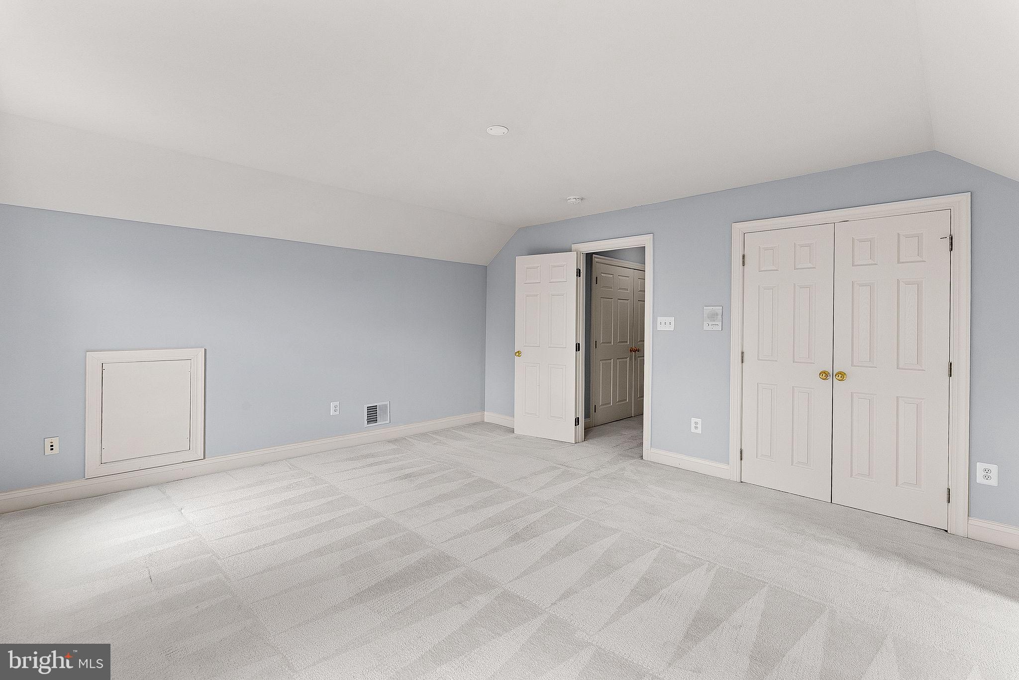 WOODBURN - Residential
