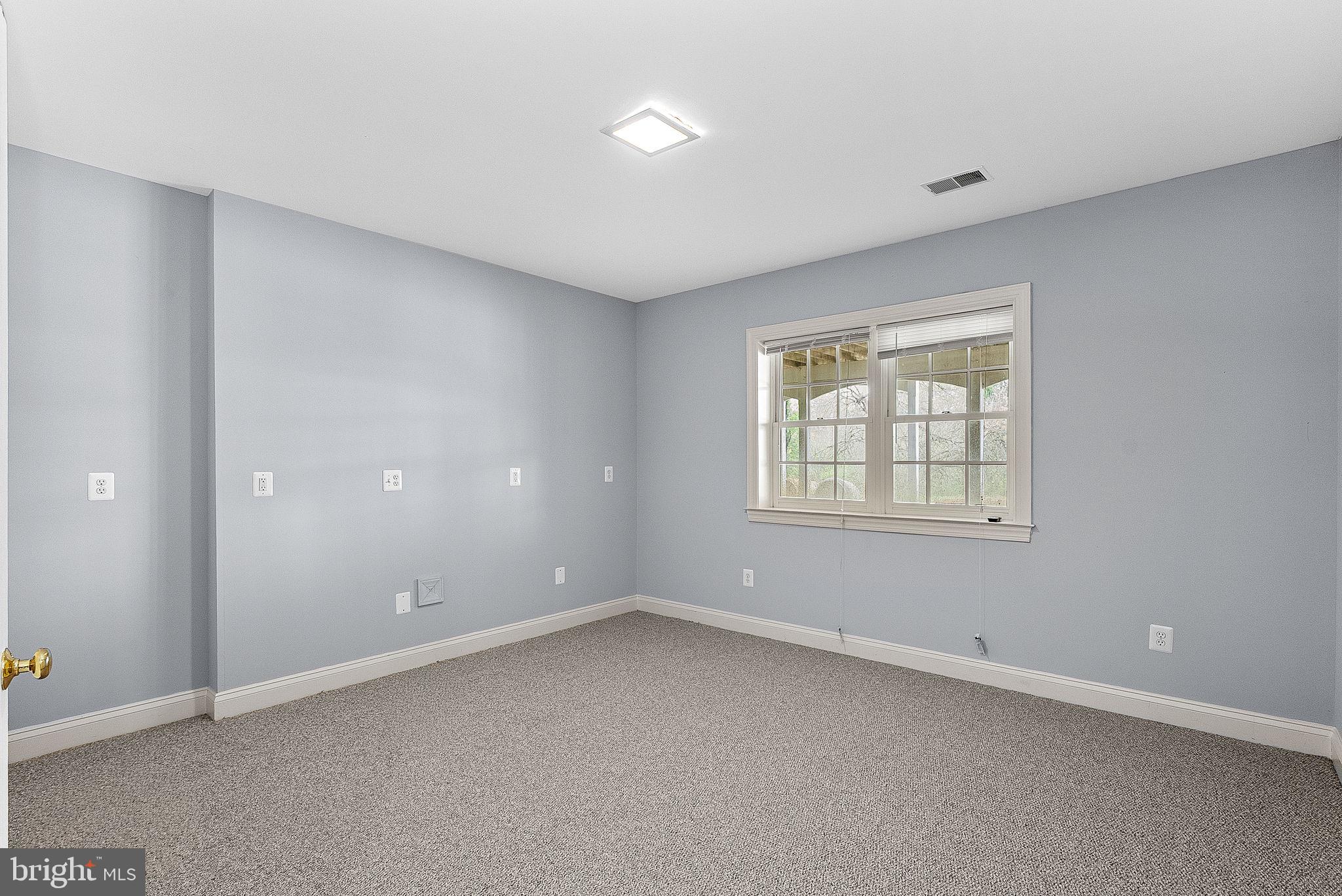 WOODBURN - Residential