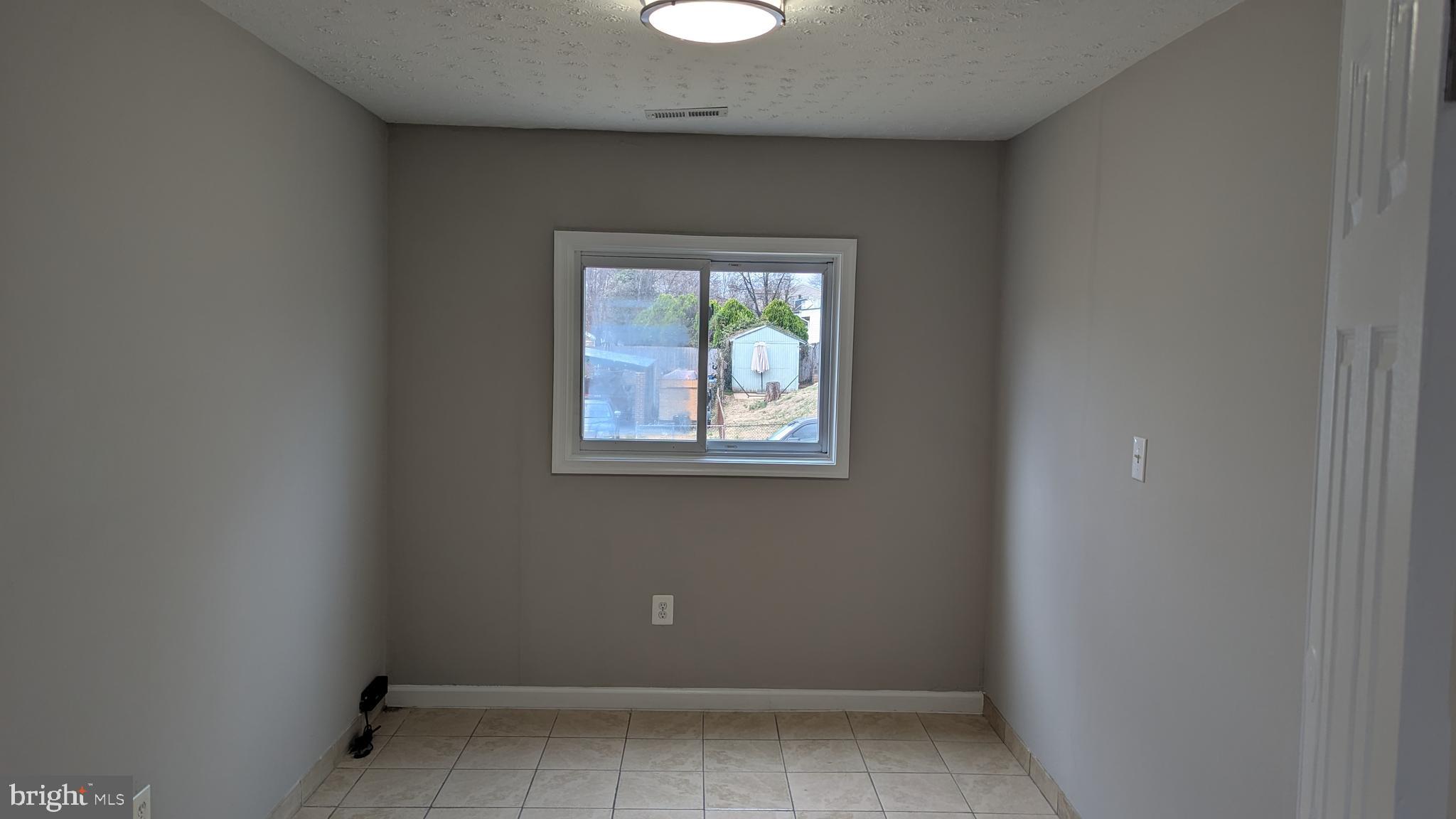 MANASSAS PARK - Residential