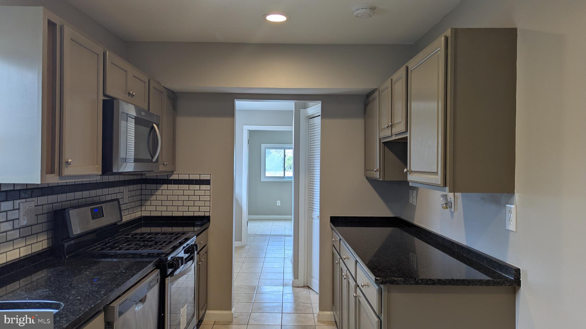 MANASSAS PARK - Residential