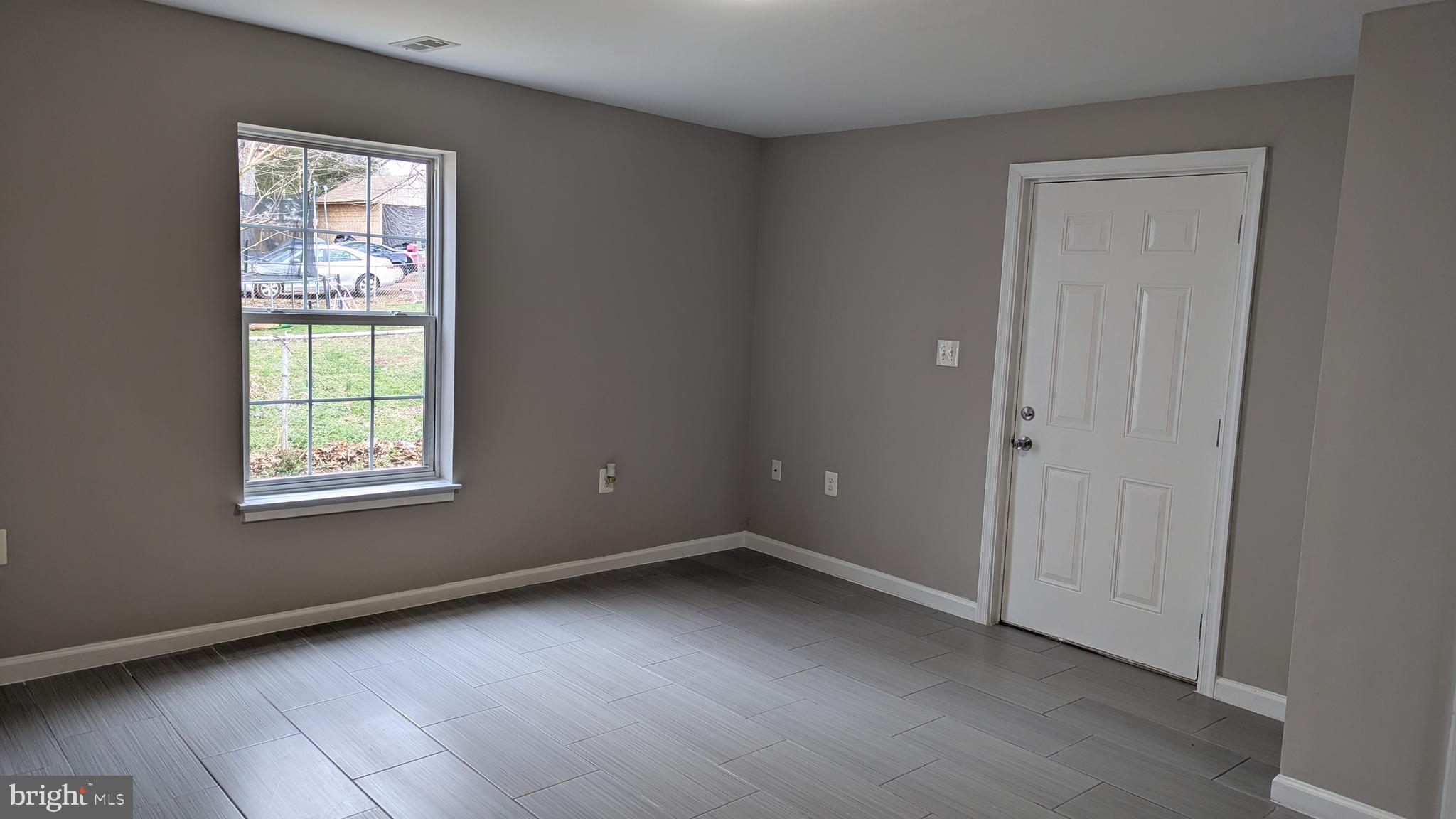 MANASSAS PARK - Residential