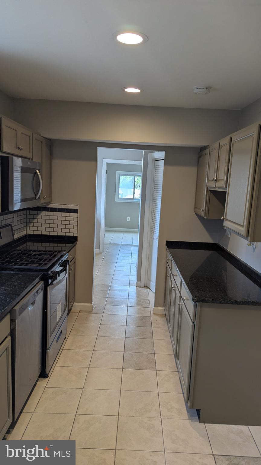 MANASSAS PARK - Residential