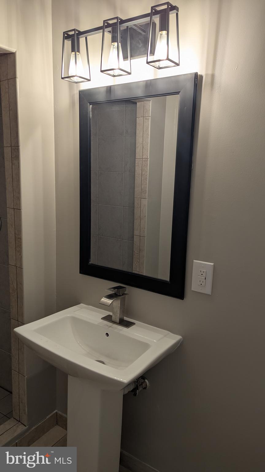 MANASSAS PARK - Residential