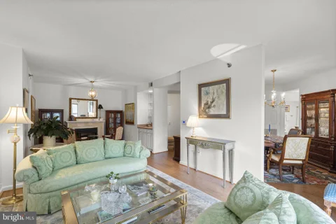 3005 S Leisure World Boulevard Unit 211, Silver Spring, MD 20906 - #: MDMC2247132