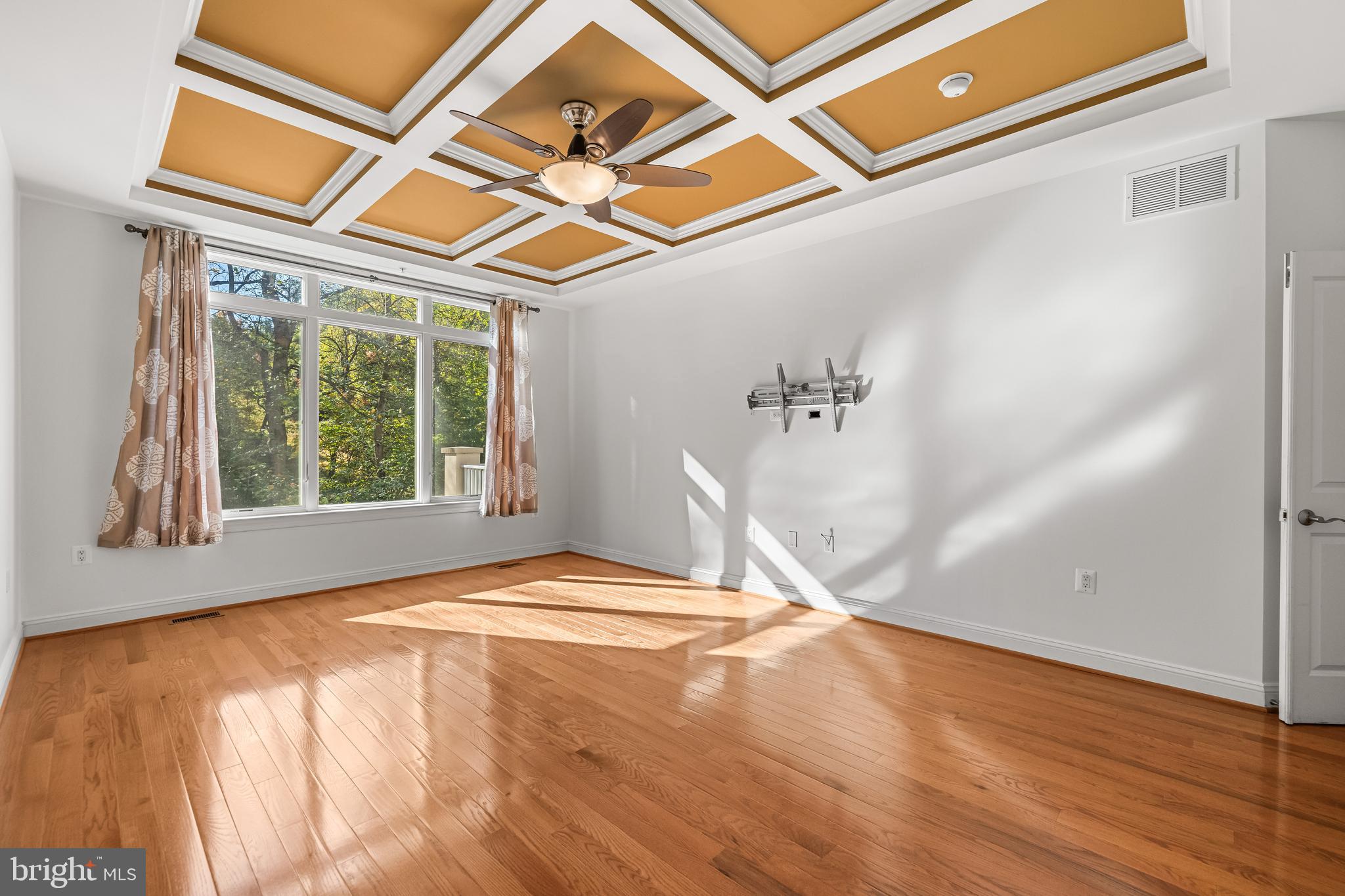 ROCKLAND RIDGE - Residential Lease