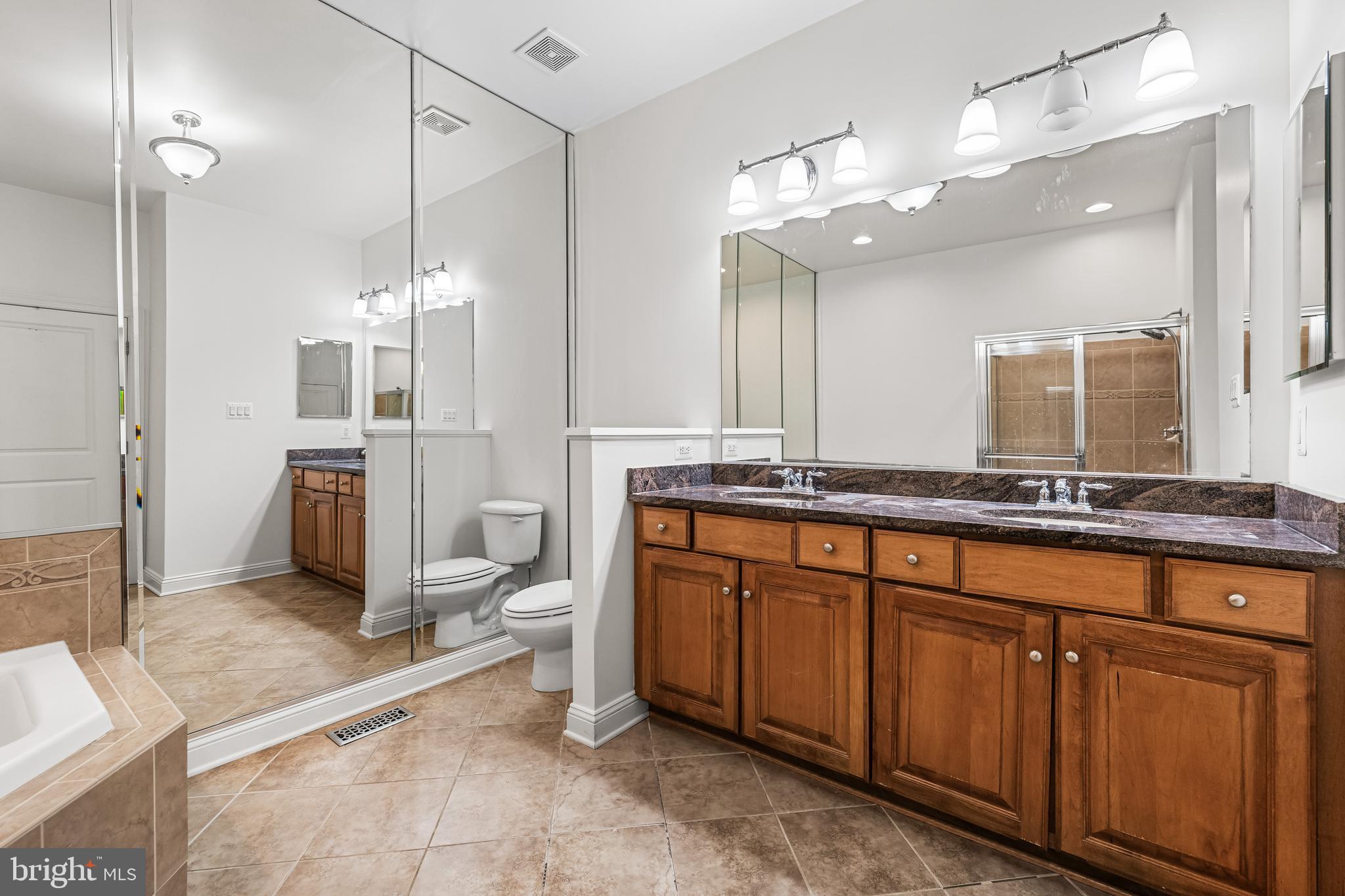 ROCKLAND RIDGE - Residential Lease