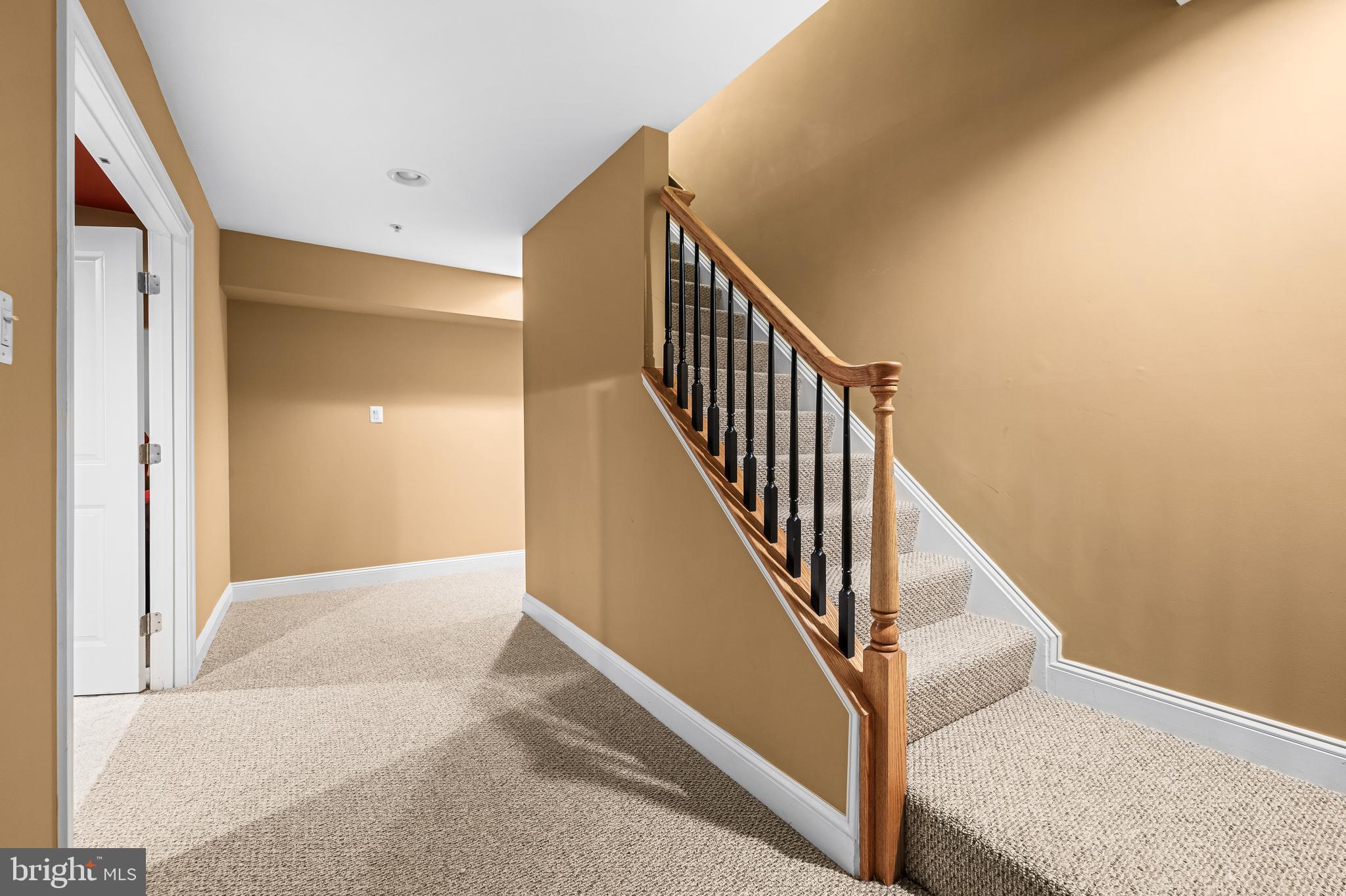 ROCKLAND RIDGE - Residential Lease