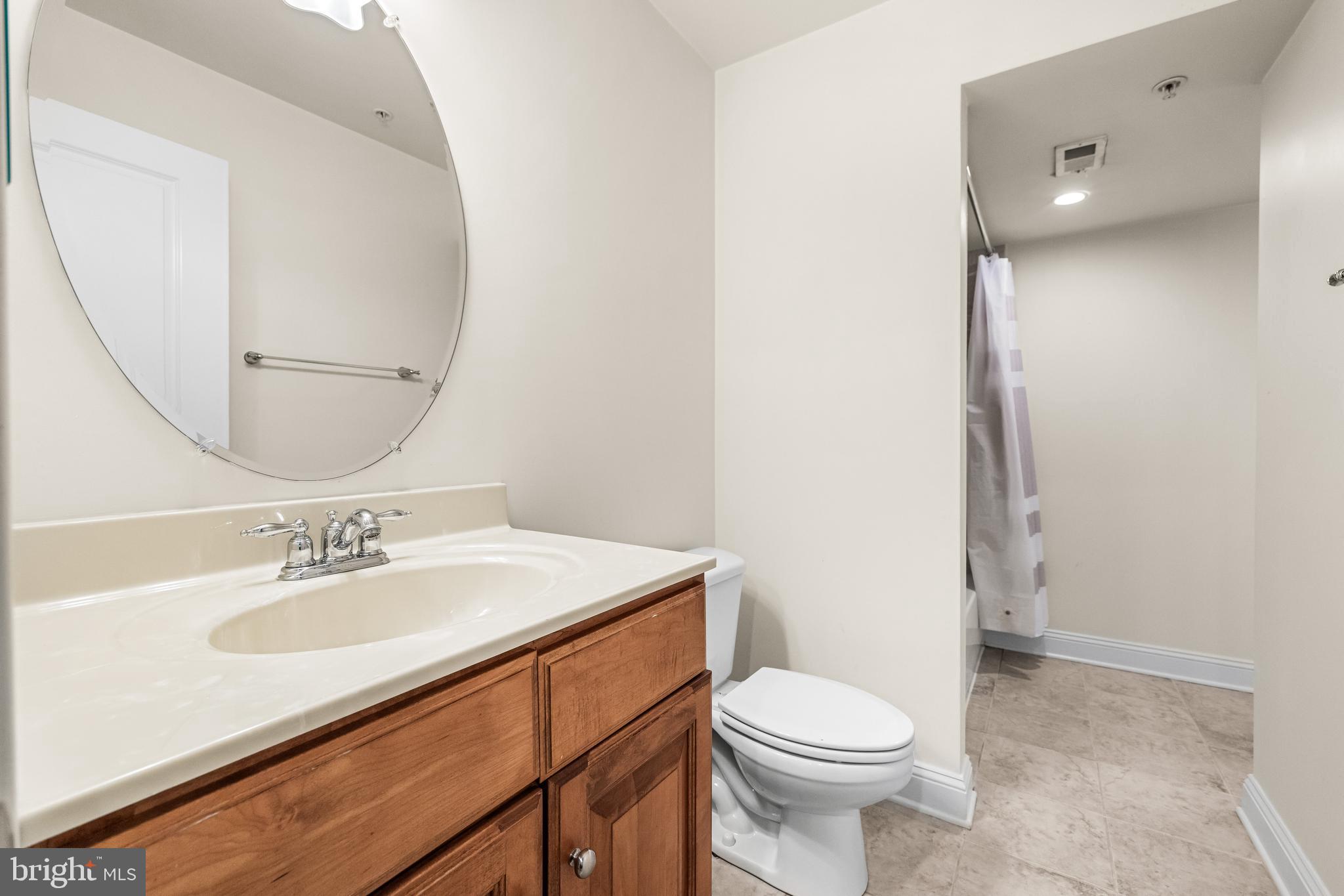 ROCKLAND RIDGE - Residential Lease