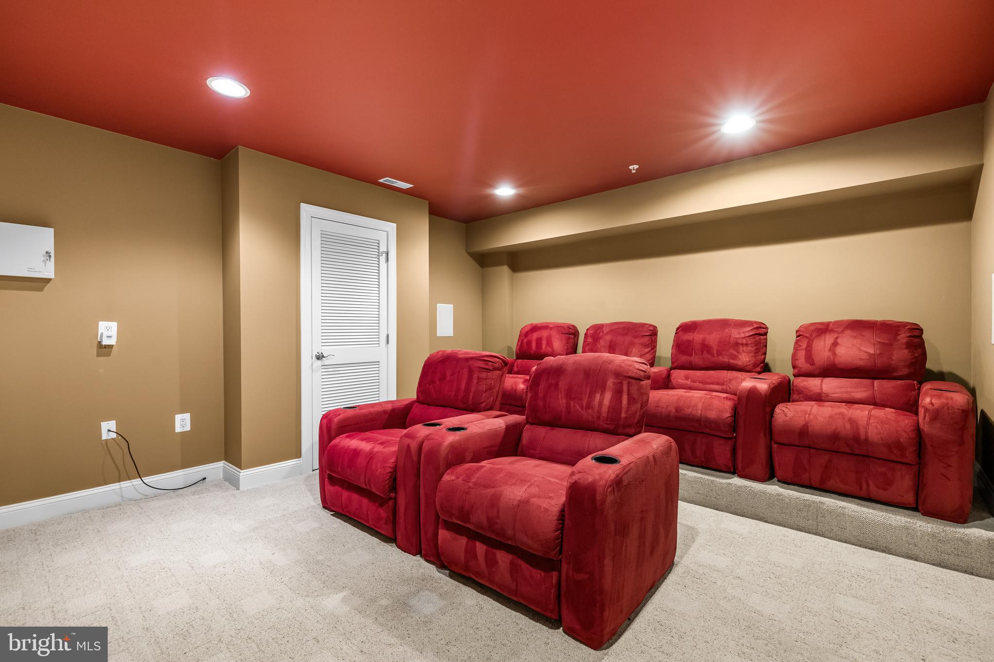 ROCKLAND RIDGE - Residential Lease