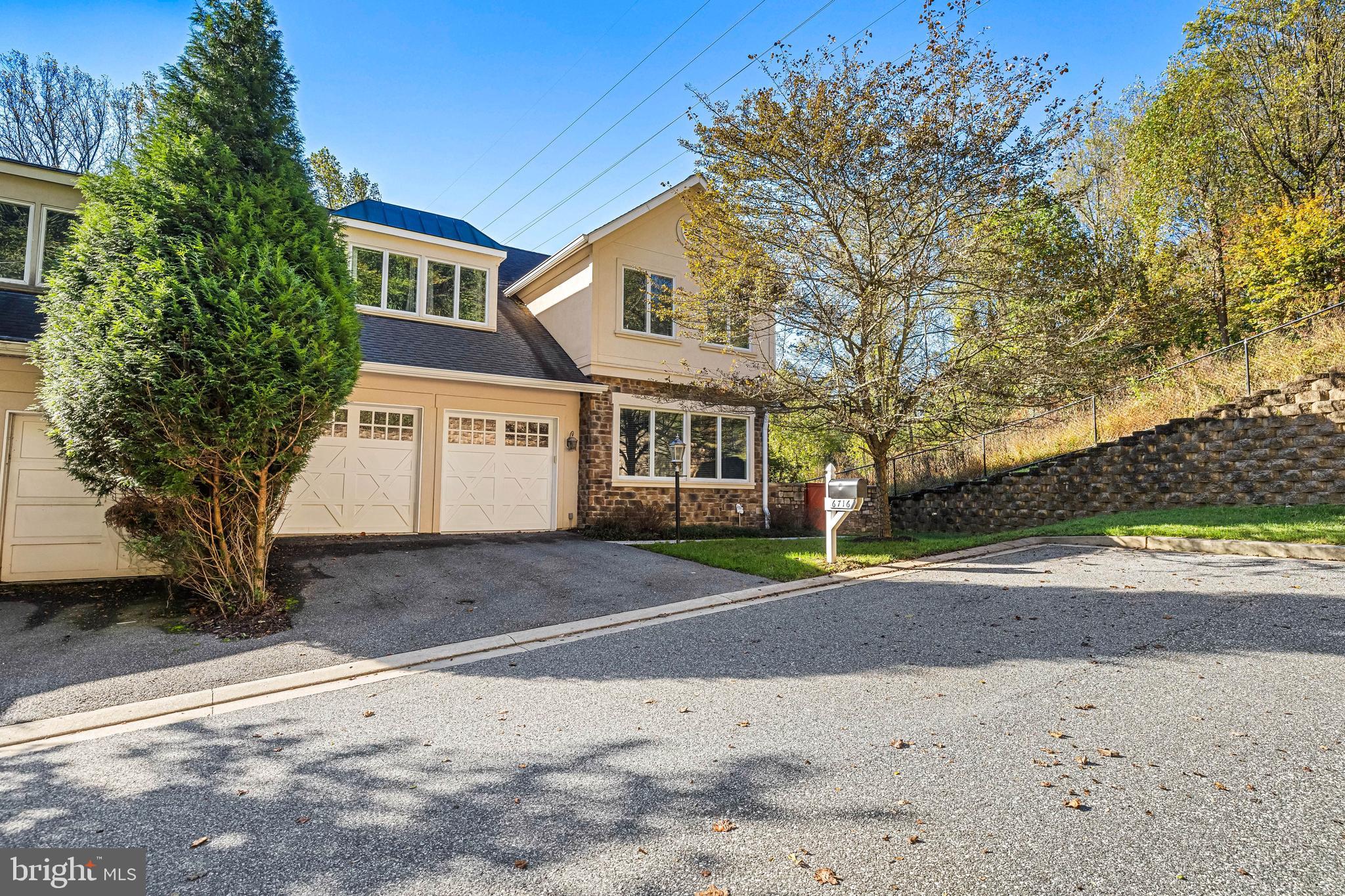 ROCKLAND RIDGE - Residential Lease