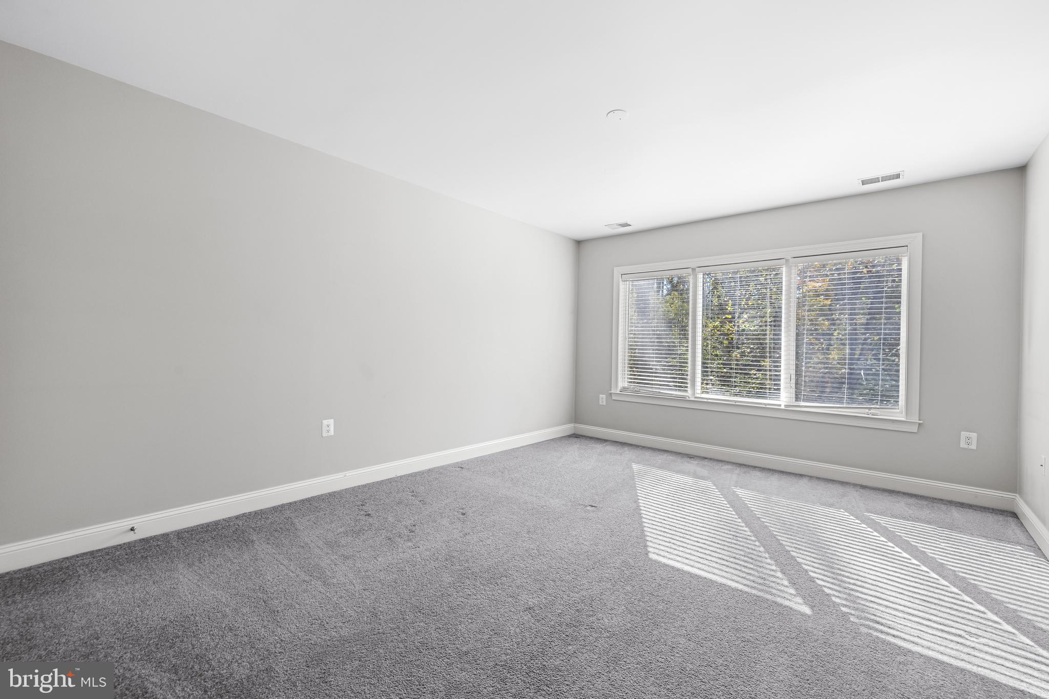 ROCKLAND RIDGE - Residential Lease