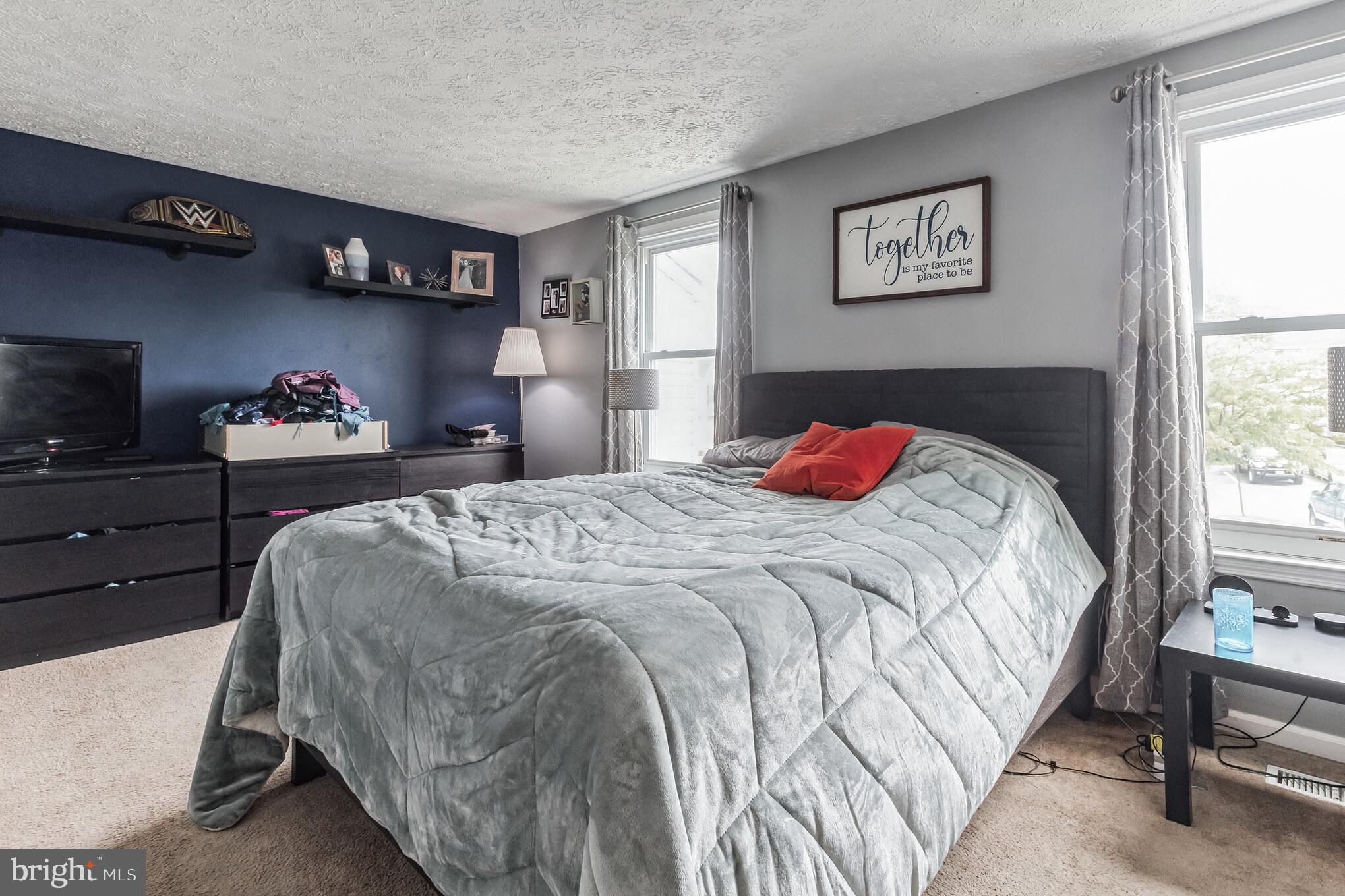 WOODBRIDGE CENTER - Residential