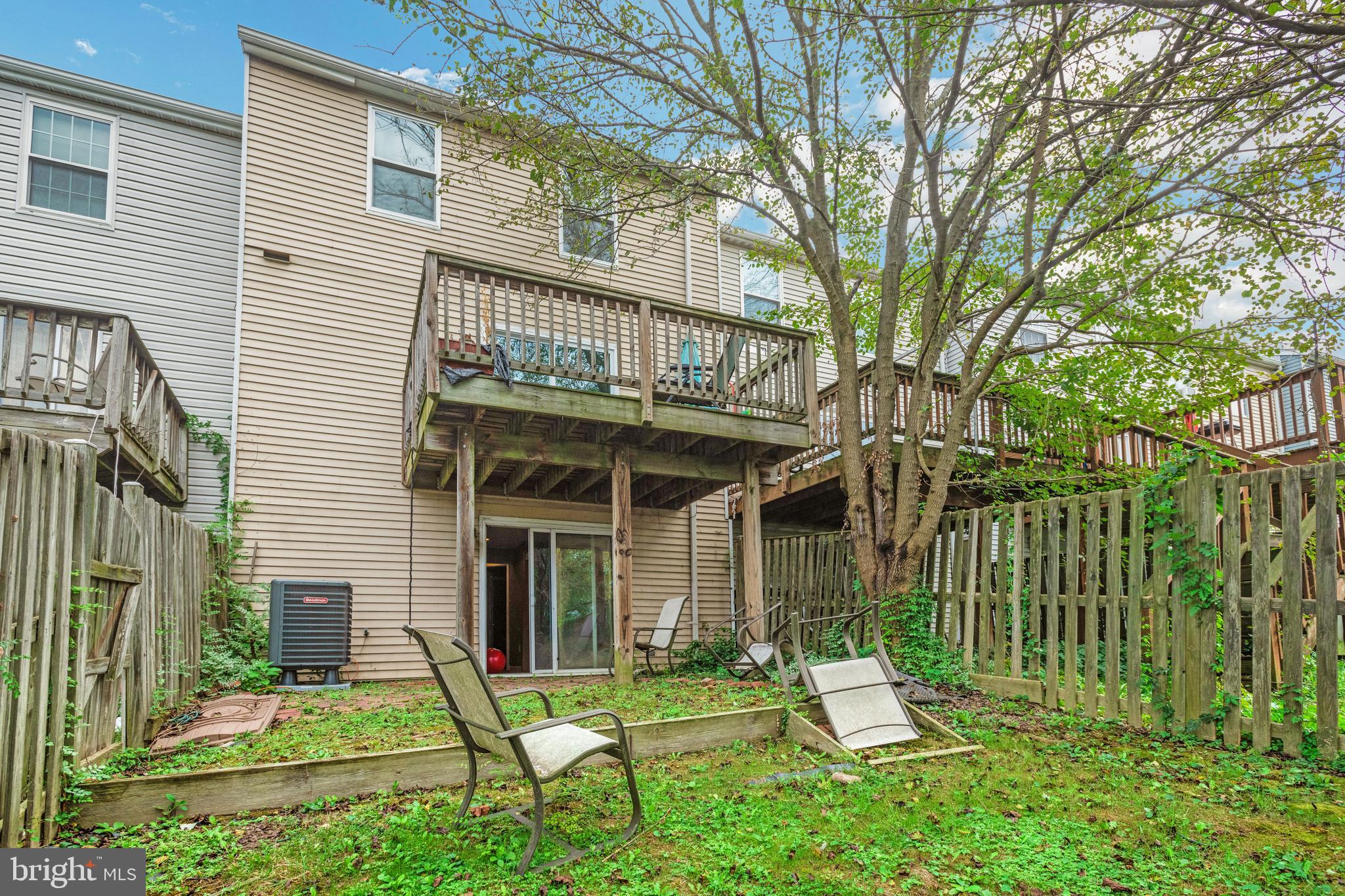 WOODBRIDGE CENTER - Residential