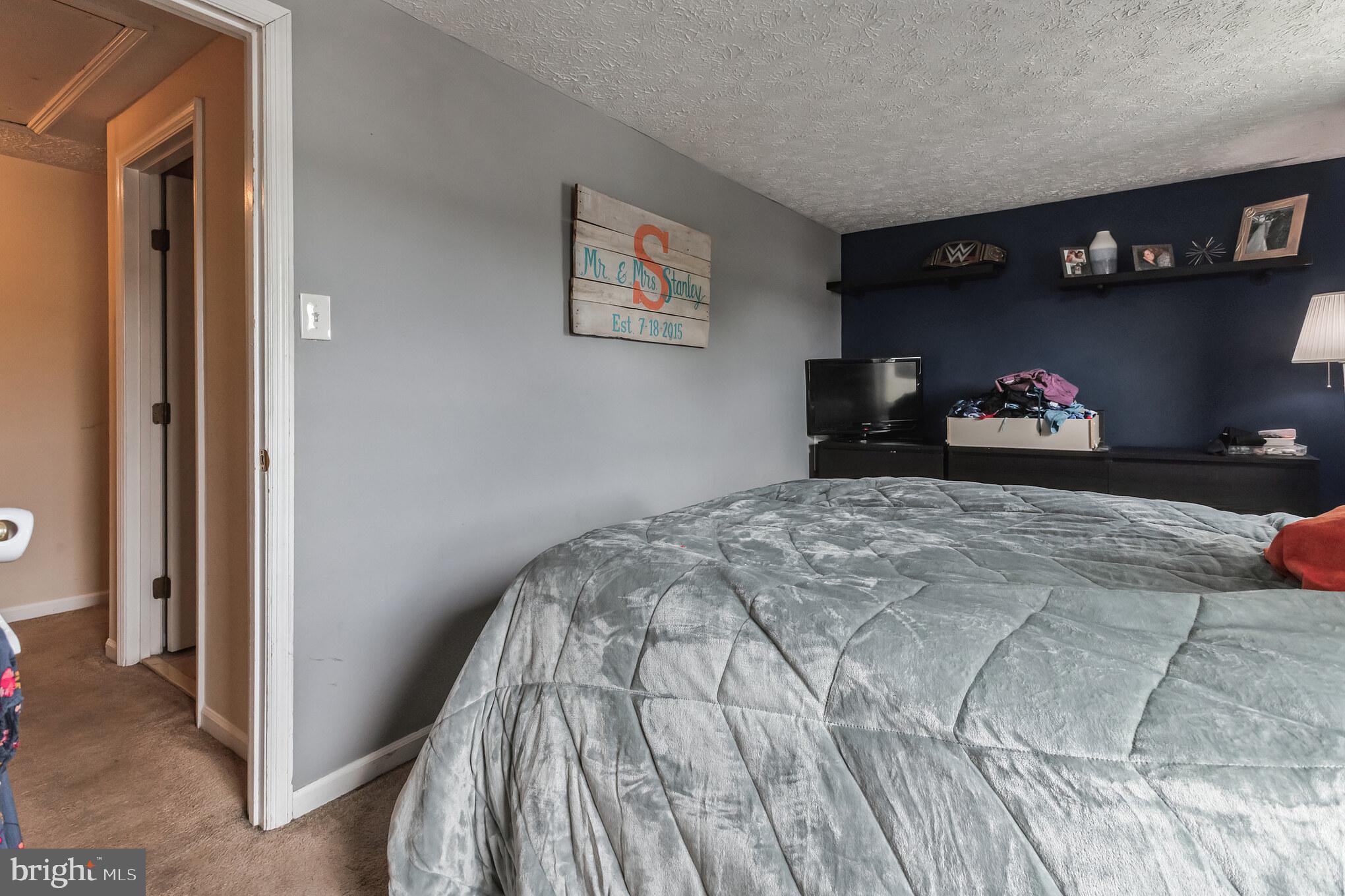 WOODBRIDGE CENTER - Residential