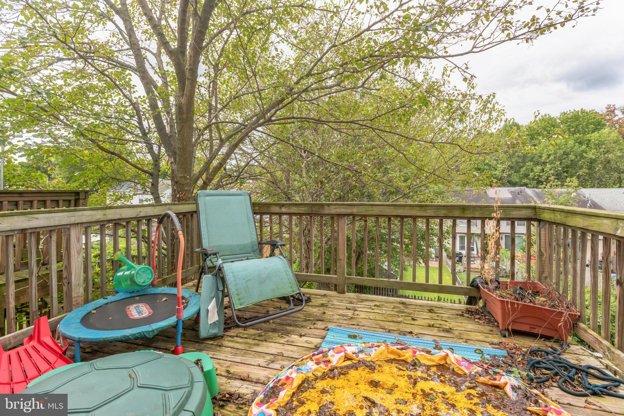 WOODBRIDGE CENTER - Residential