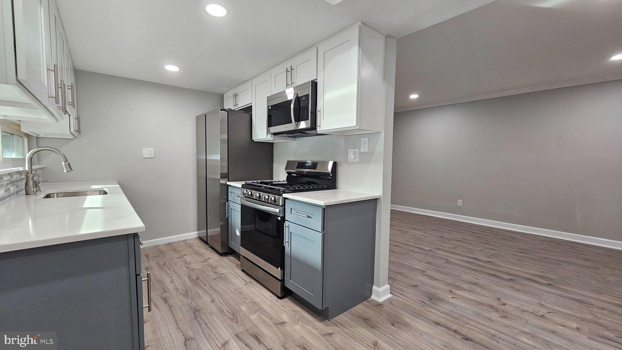 3850 WOODHAVEN 607