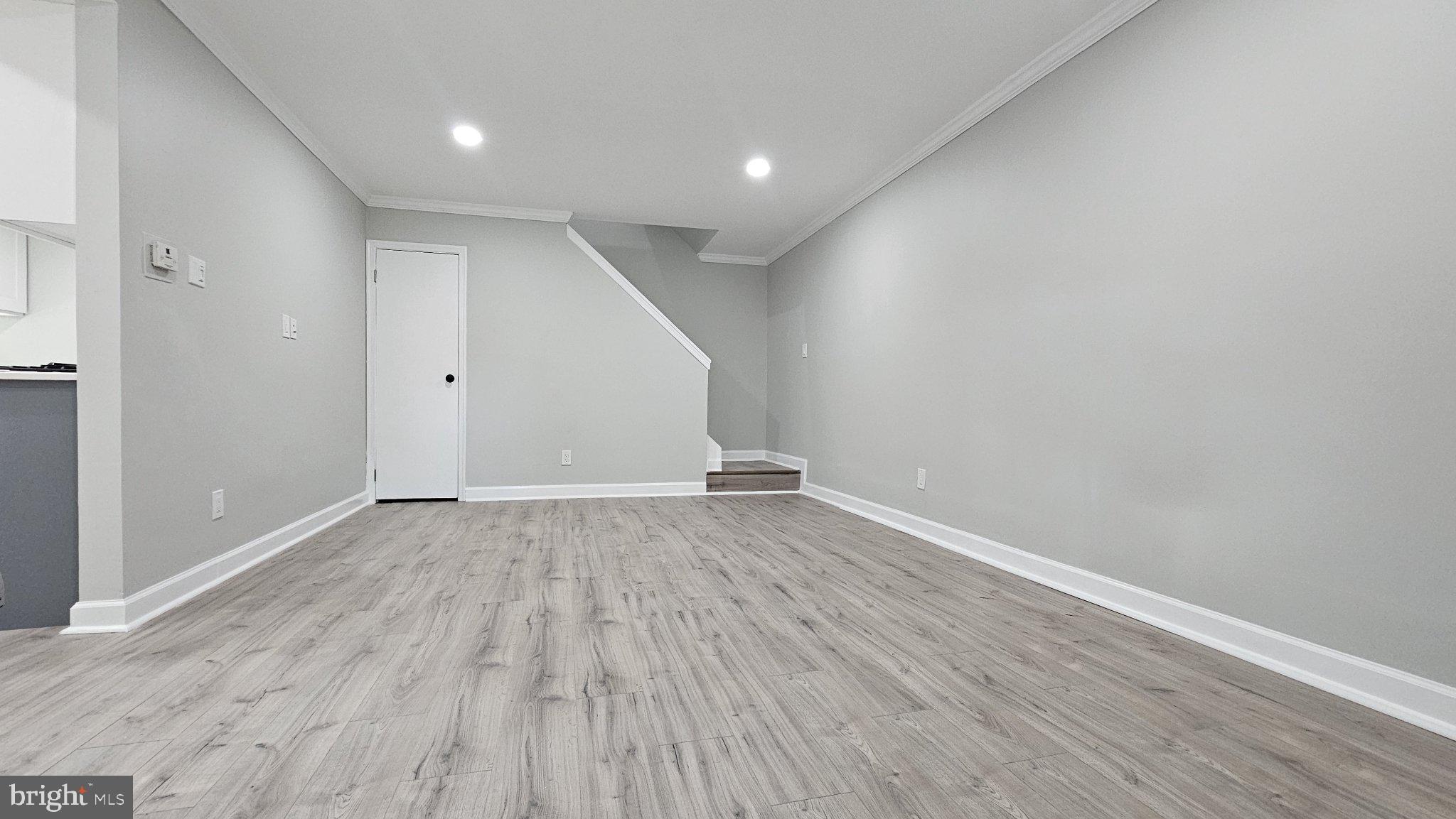 3850 WOODHAVEN 607