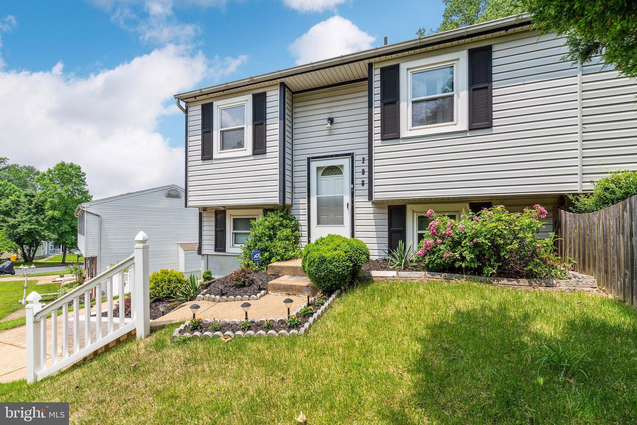 Charming duplex in a great location .. just a minute off of College Parkway in the community of Brightleaf. This home offers 3 bedrooms and one and a half baths. Large Sunroom with sliding glass door to the backyard adds lots of additional living space and natural sunlight. New roof in 2019 and new Carrier heat pump in 2016. Kitchen was recently remodeled with granite countertops and Stainless Steel appliances it s a beauty. Spacious backyard is fully fenced and offers a patio area great for cooking out, relaxing or enjoying an evening around the firepit. Large shed adding great storage space. NO HOA FEES here !