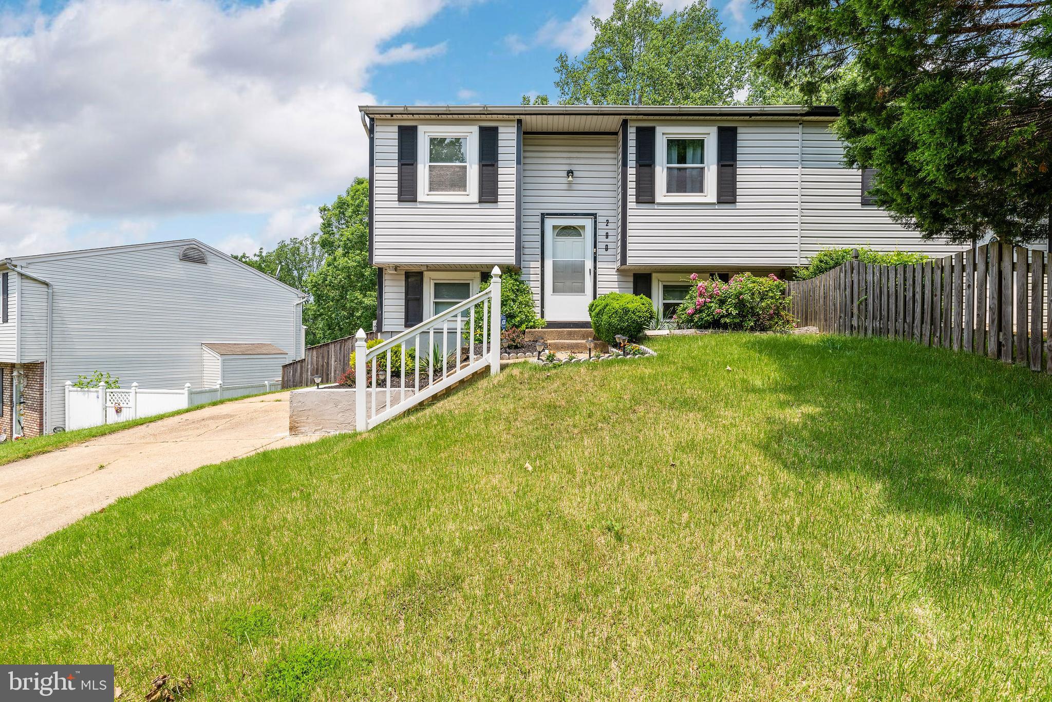 BRIGHTLEAF - Residential