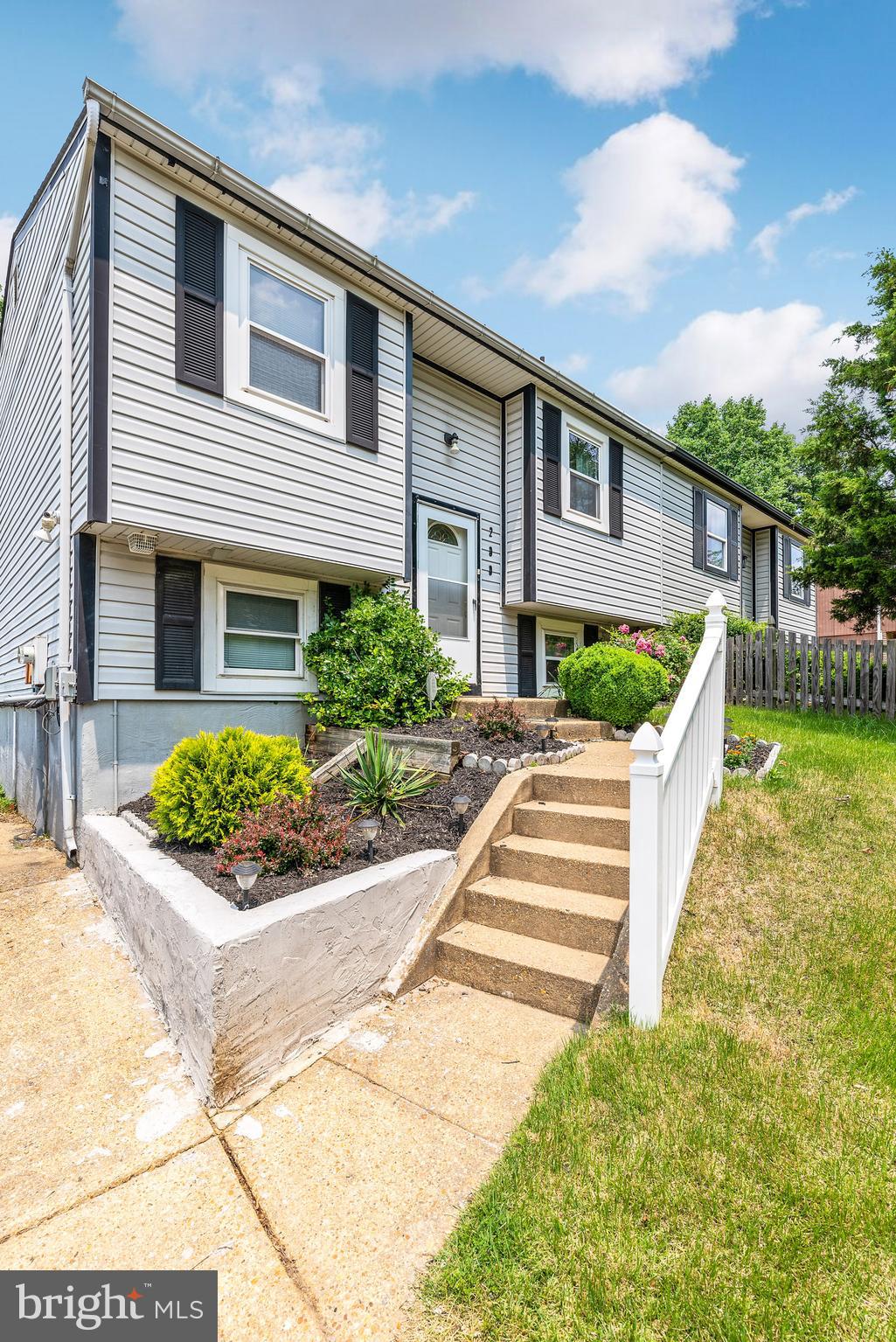 BRIGHTLEAF - Residential