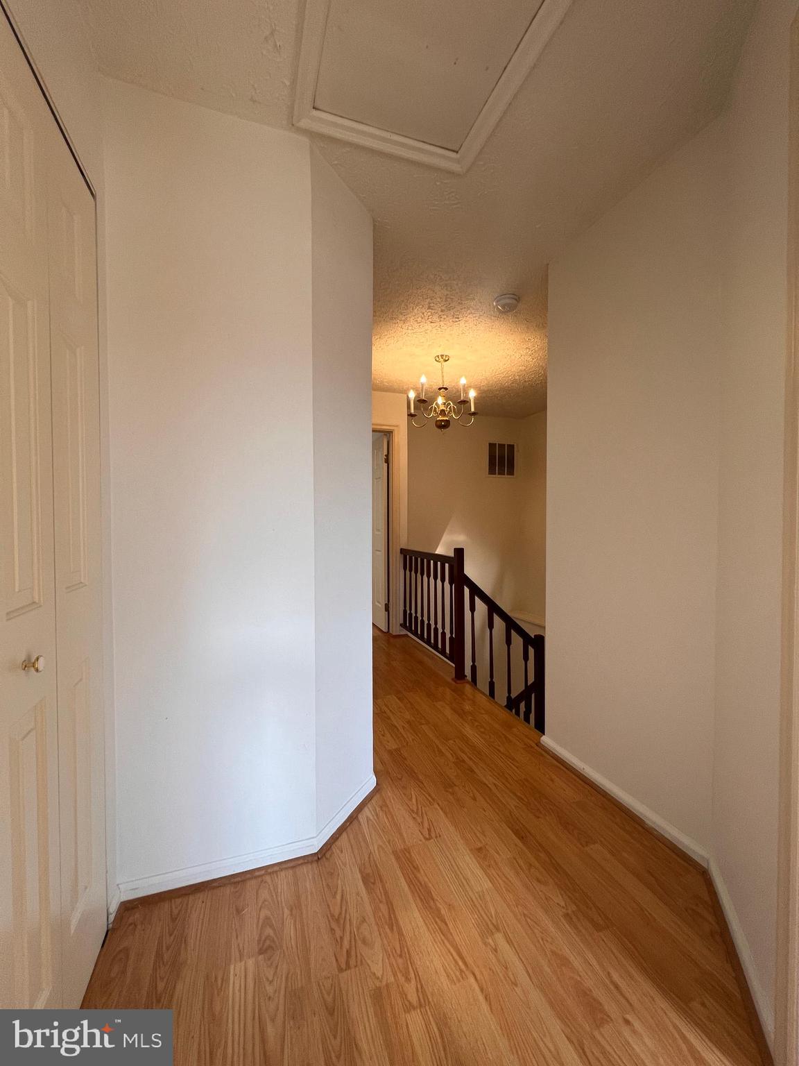 GUNNERS LAKE VILLAGE - Residential Lease