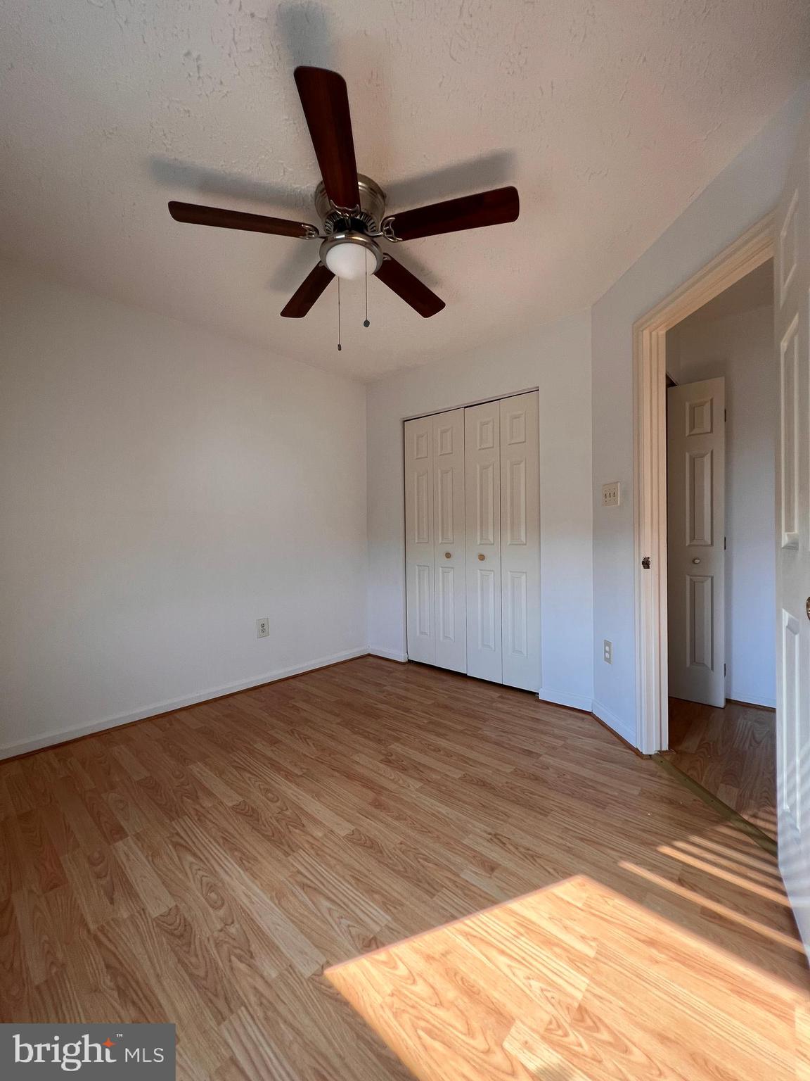 GUNNERS LAKE VILLAGE - Residential Lease