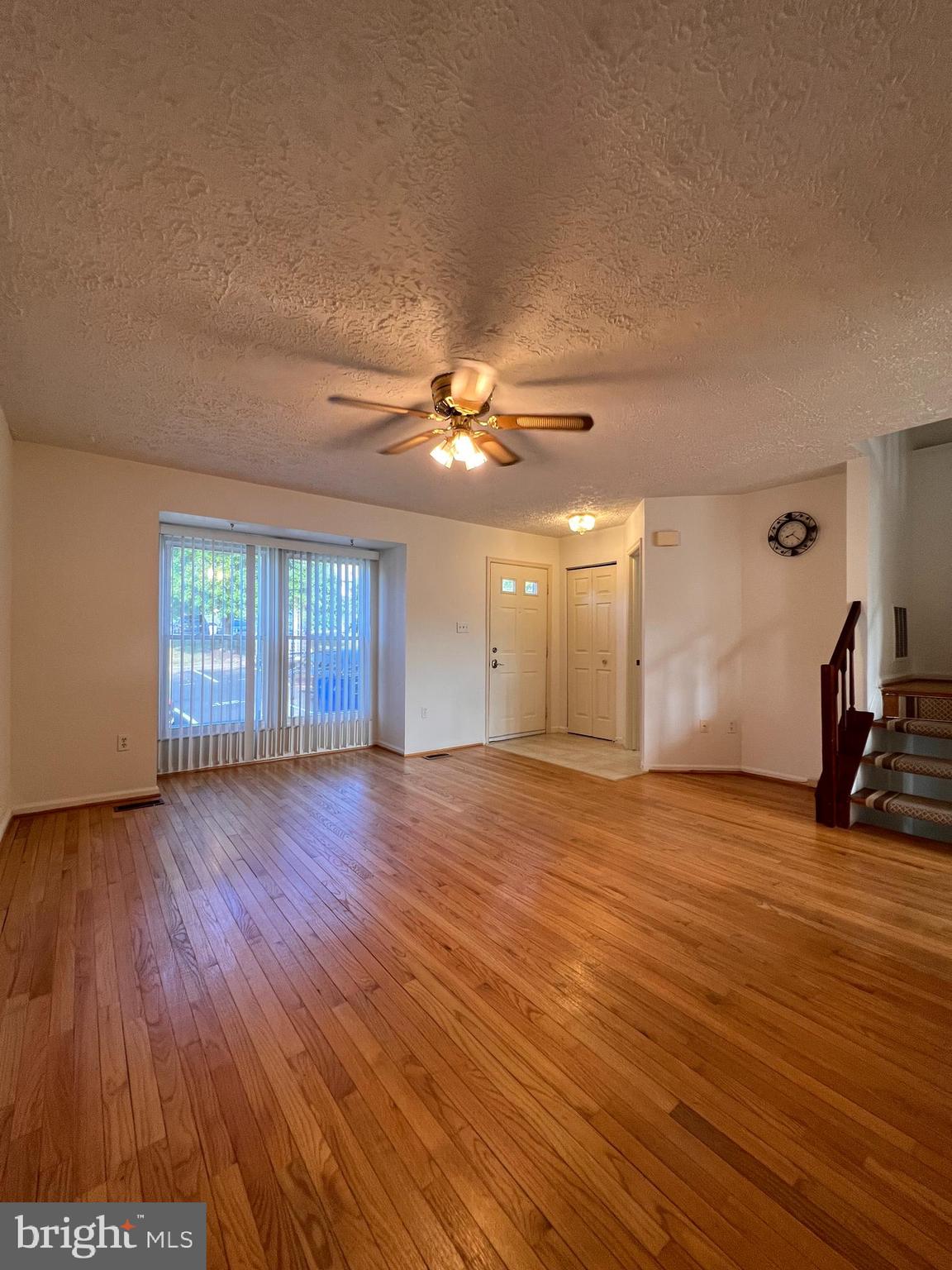 GUNNERS LAKE VILLAGE - Residential Lease