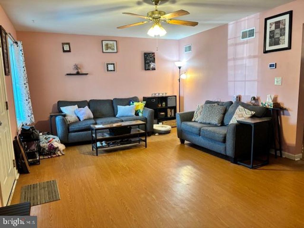 Photo of 204 Lighthouse Dr, JONESTOWN, PA 17038 (MLS # PALN2022852)