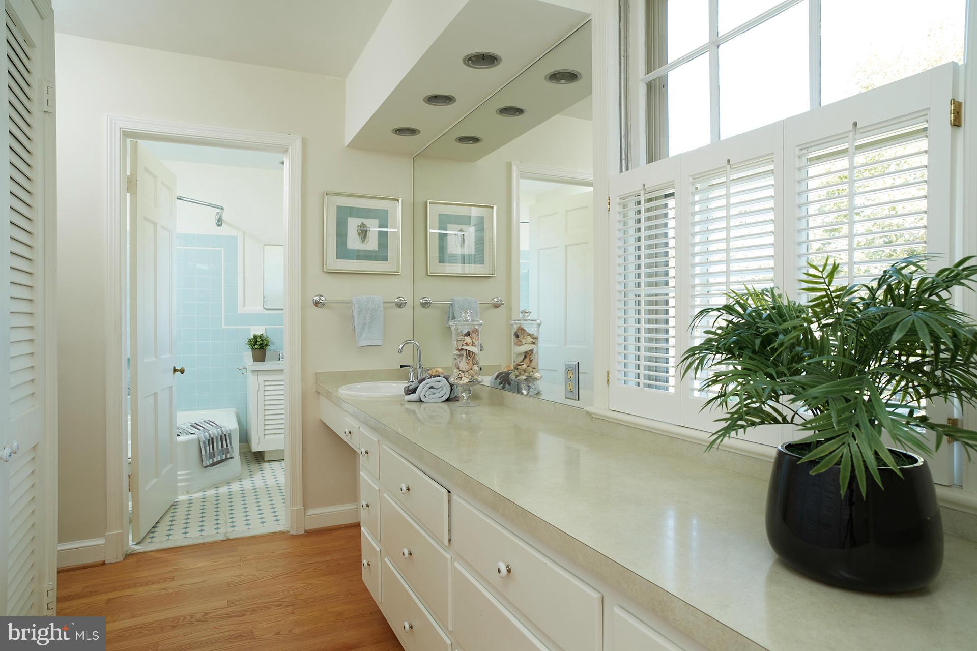 FERNSHIRE FARMS - Residential