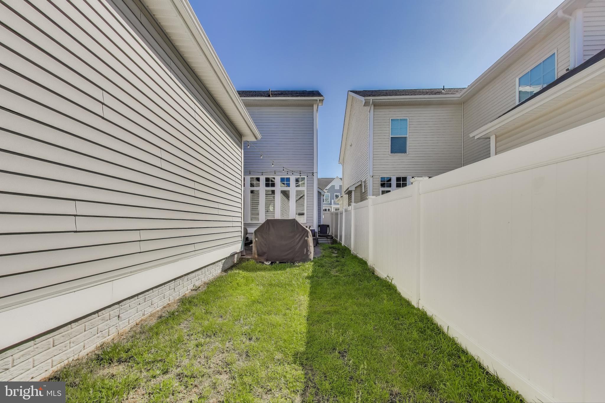 TWO RIVERS - Residential