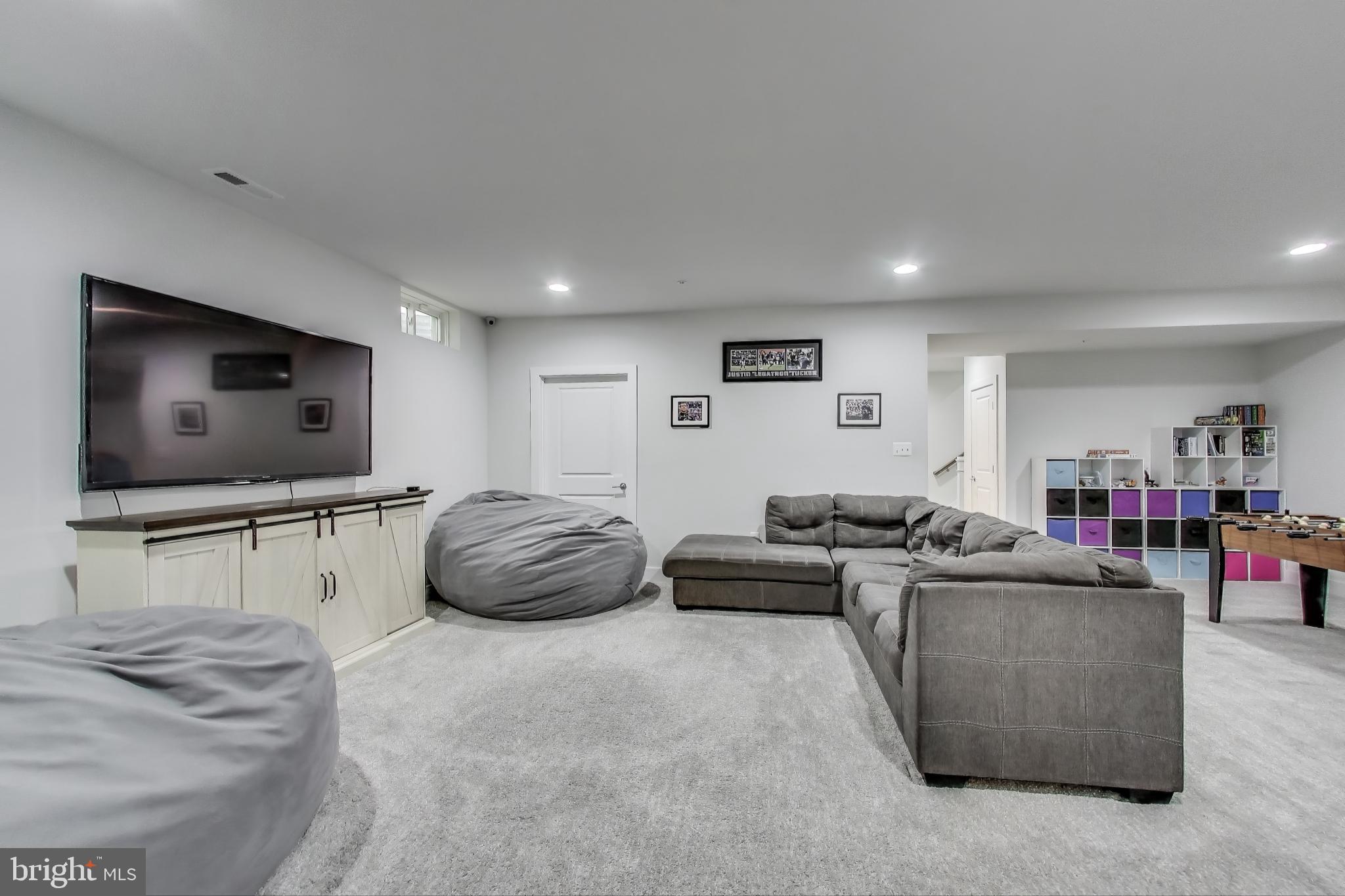 TWO RIVERS - Residential