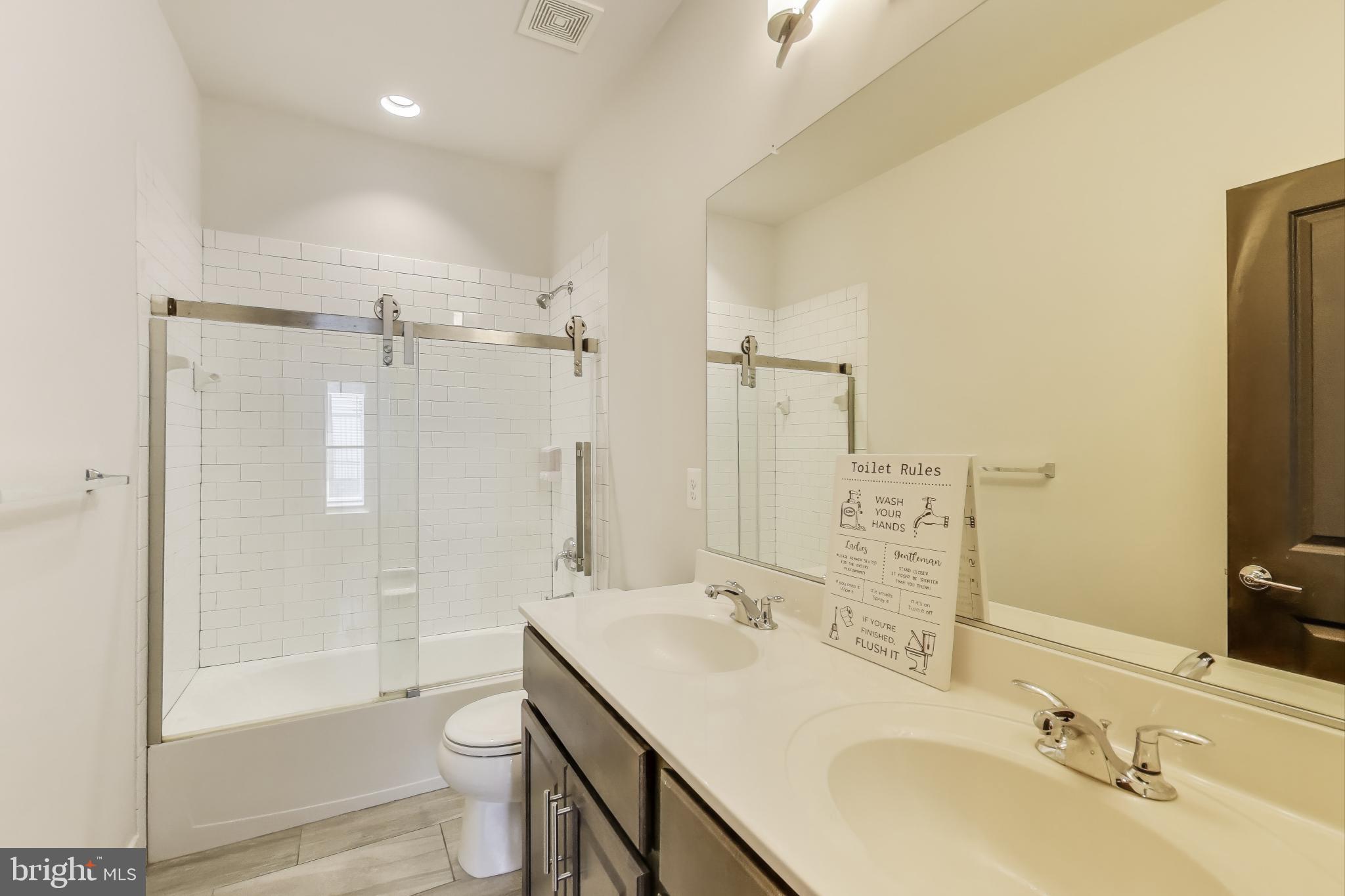 TWO RIVERS - Residential