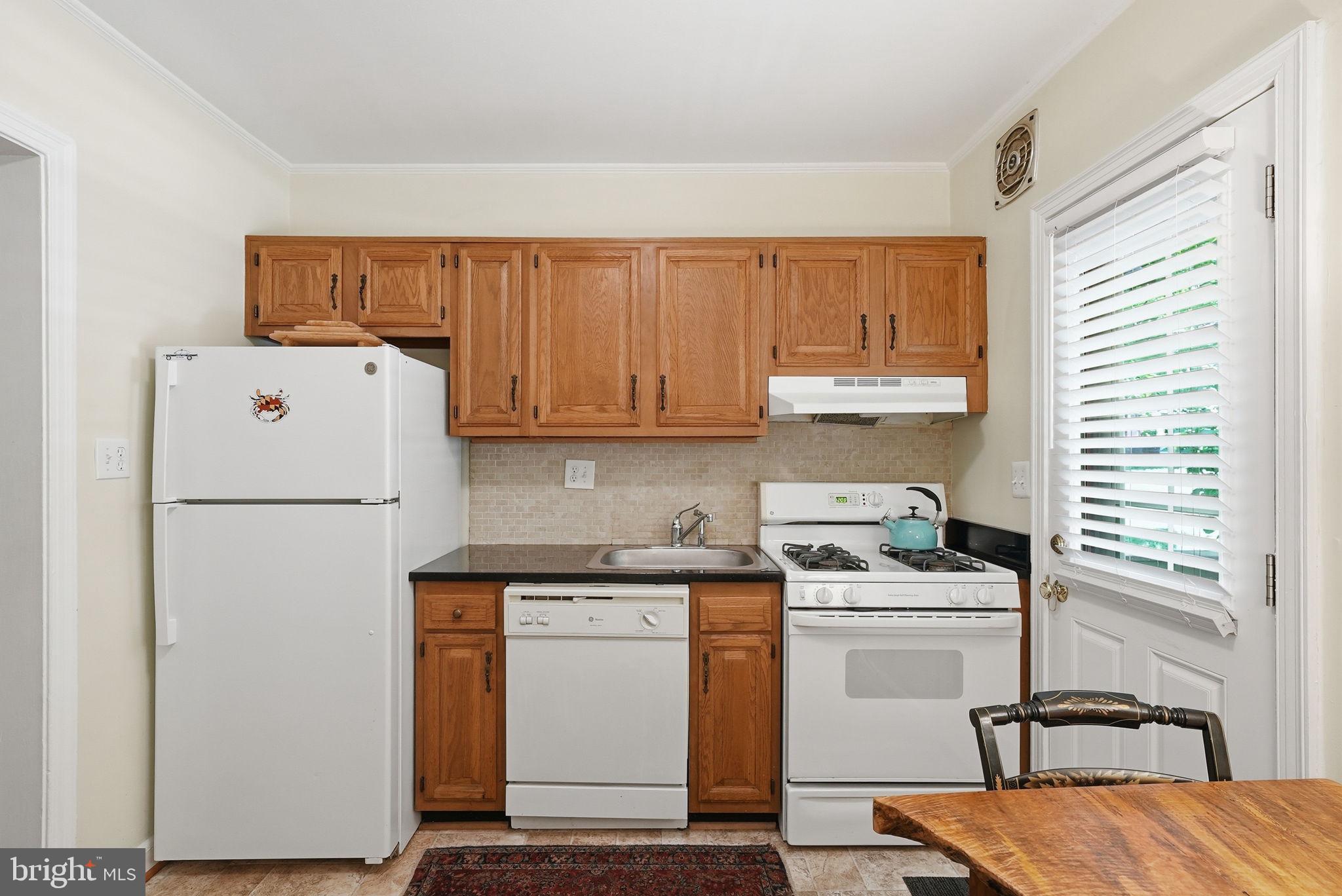 1401 S EDGEWOOD STREET 500