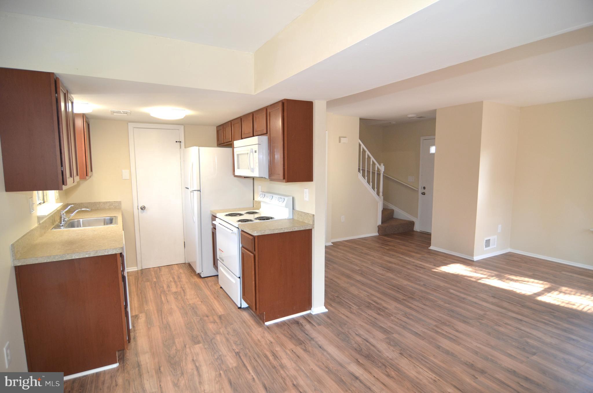 ST CHARLES SUB - HUNTINGTON - Residential Lease