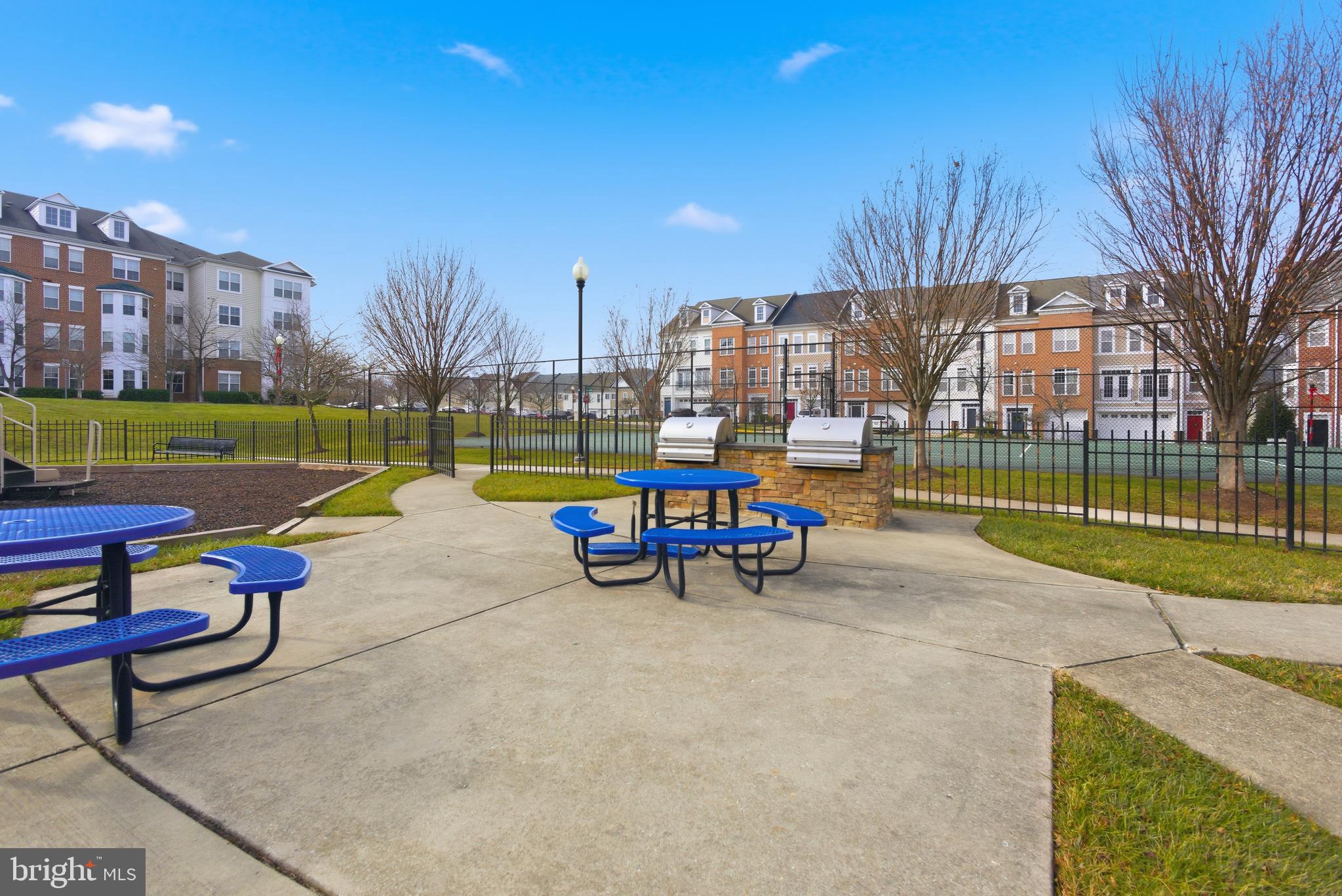 SUITLAND - Residential Lease